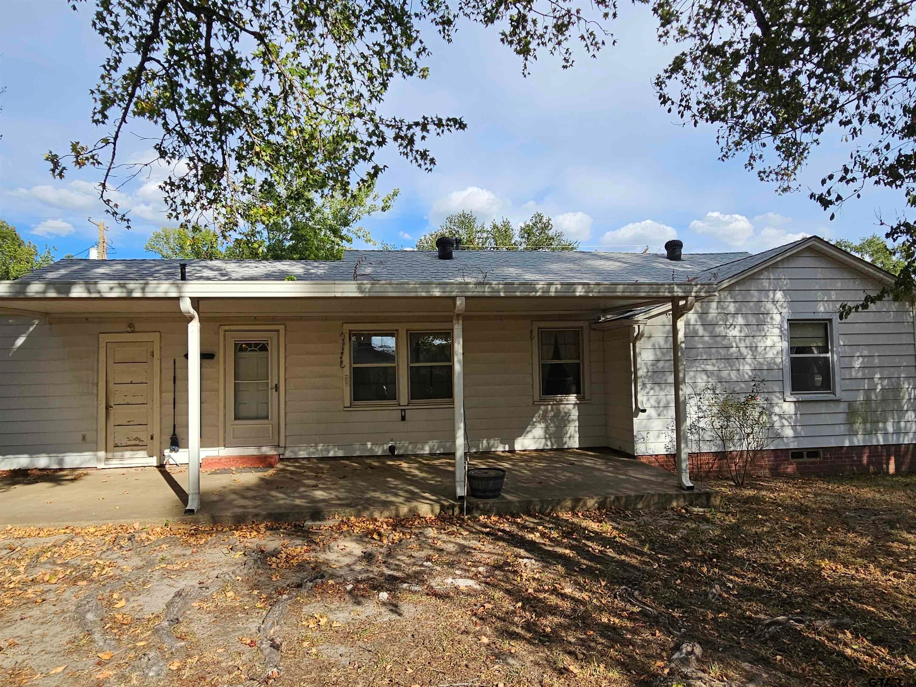 607 Thompson