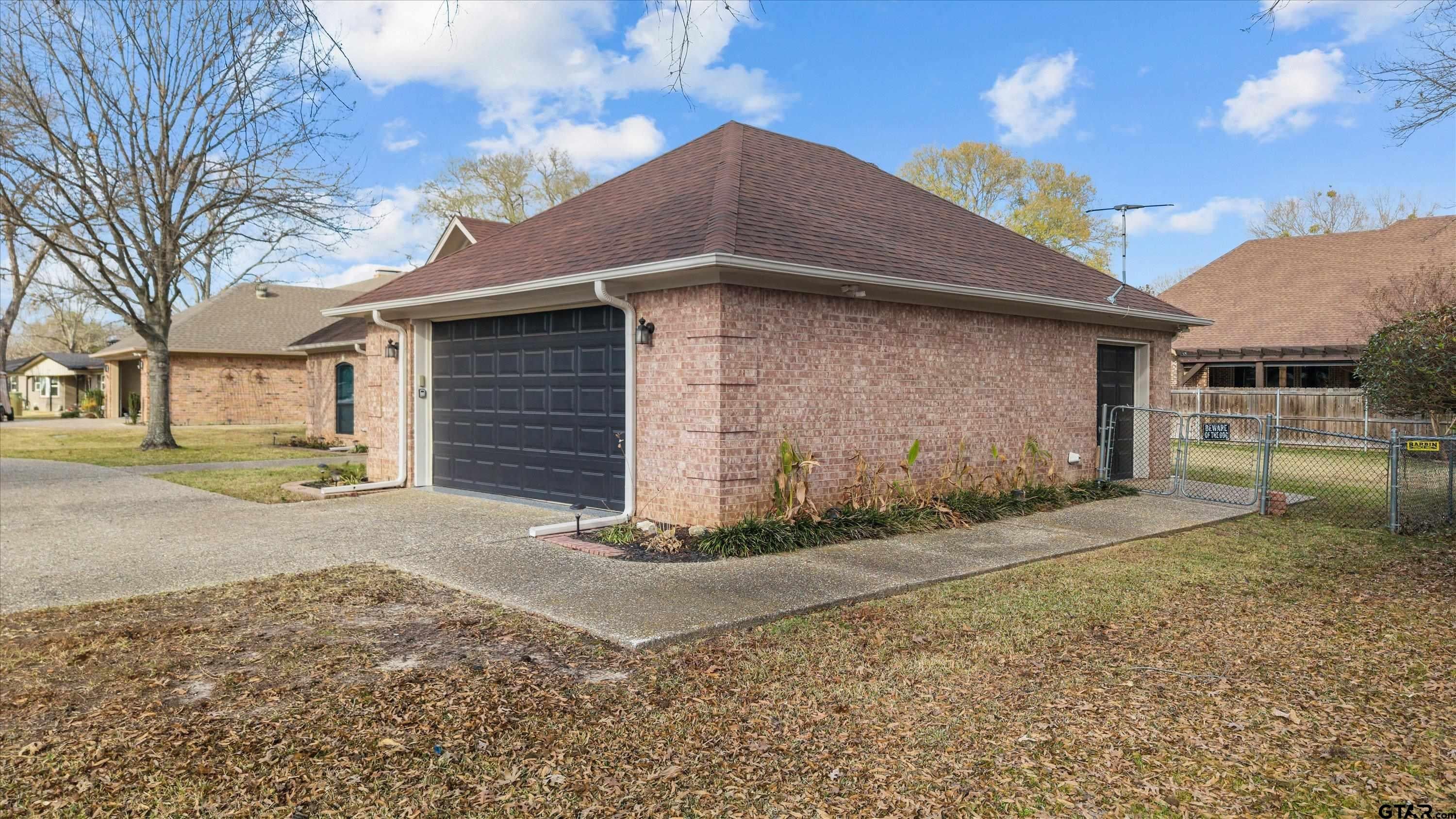 154 Fairway Dr.