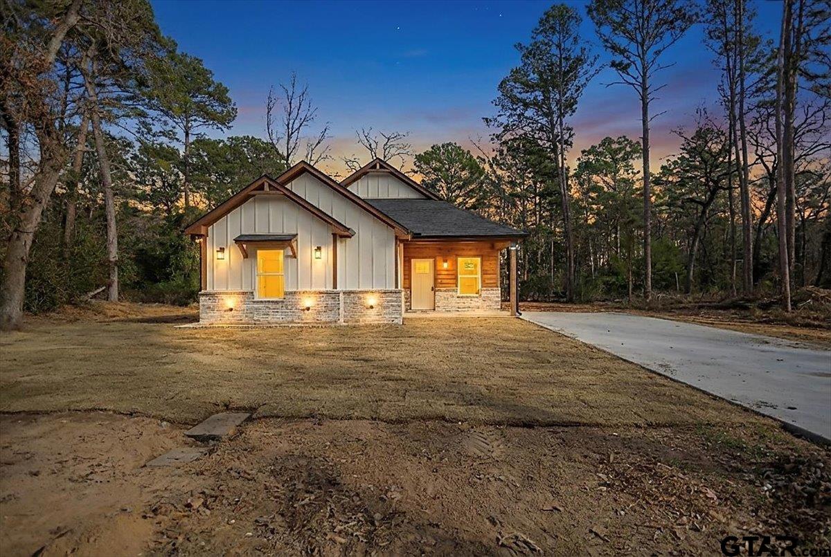 663 Caroline Bend