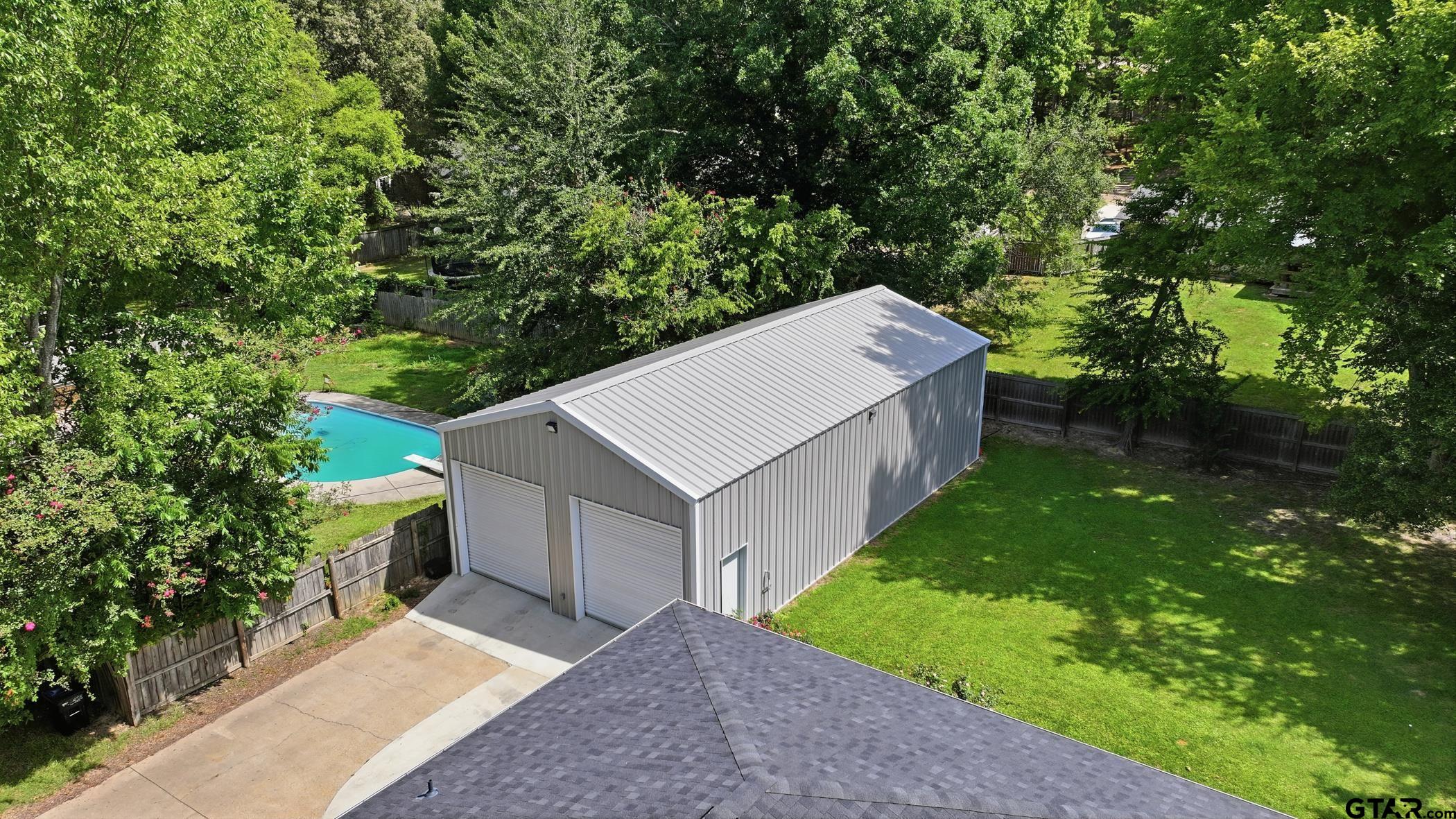 1609 Greenway