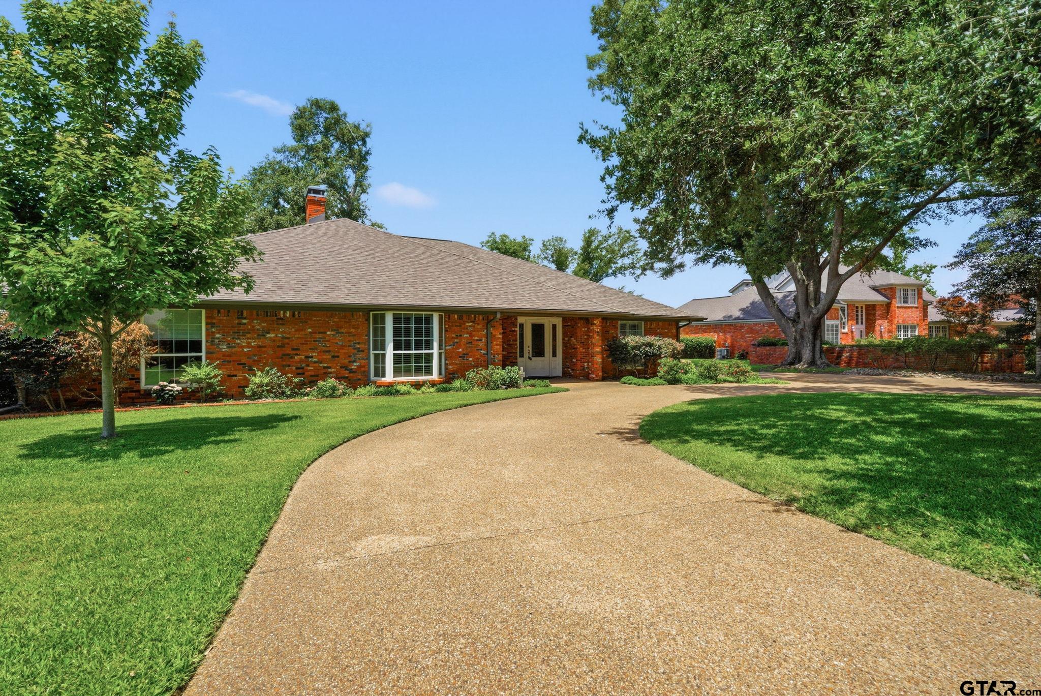 130 Marina Dr
