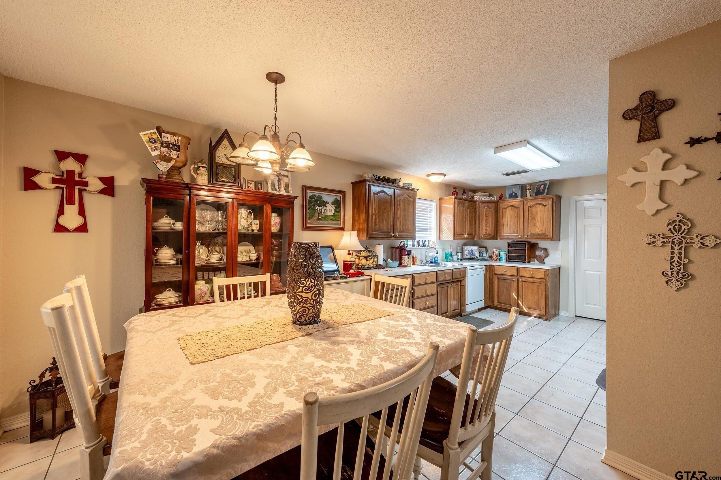 407 Fourth St. Unit 327 & 329