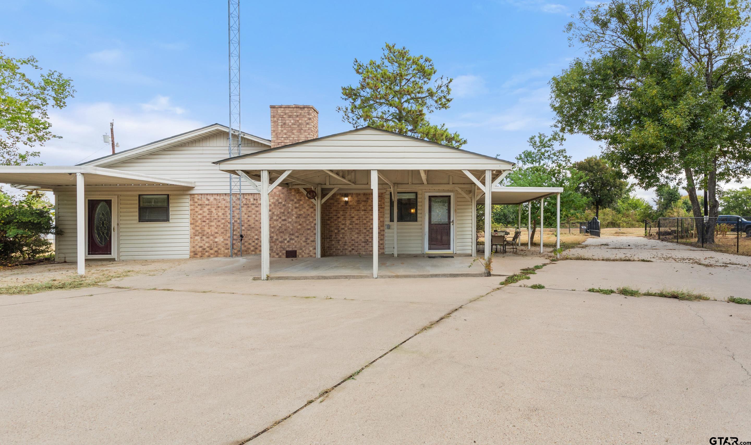 189 County Road 1886