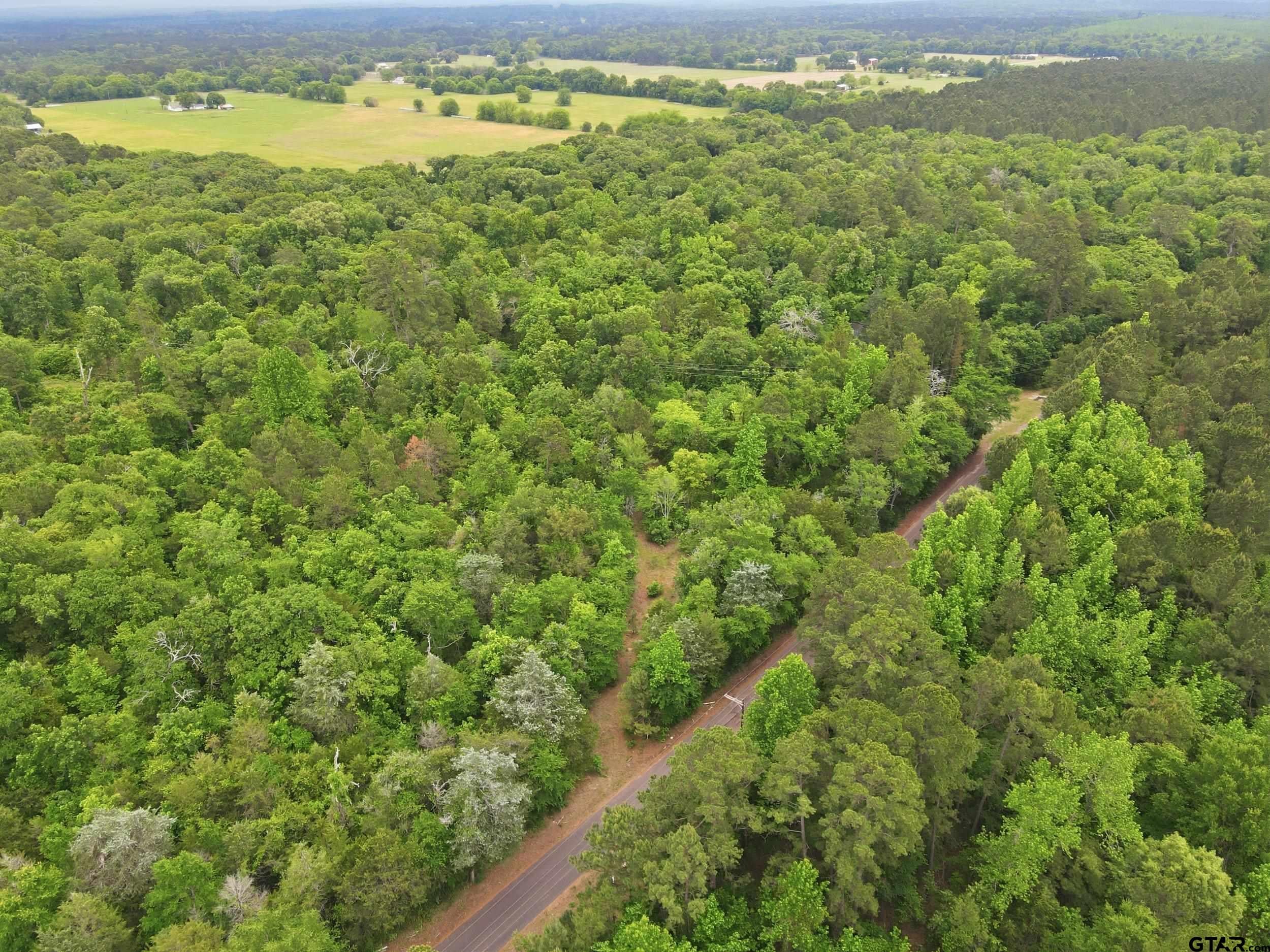 000 Private Road 7832
