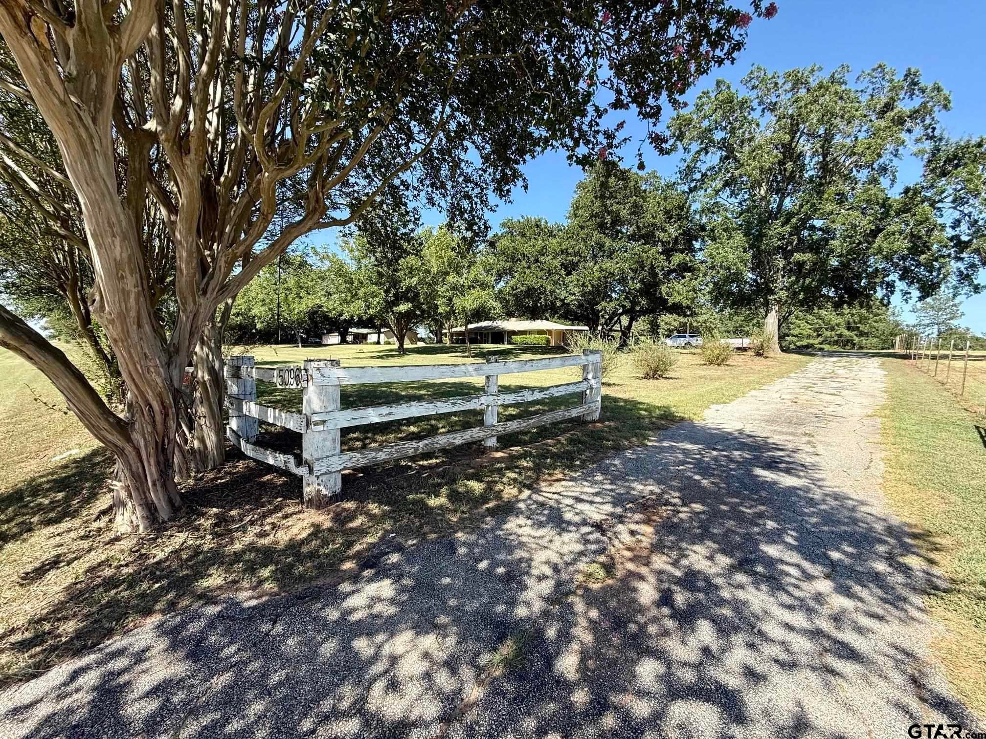 5096 N US Highway 287
