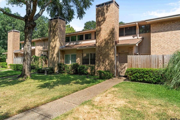 2404 VILLA CT, TYLER, TX 75703 - Image 441d61567349ecb4e4f511f63fede962/2031970691
