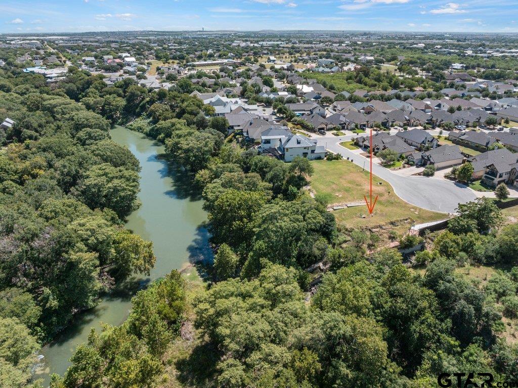 1326 River Place Dr