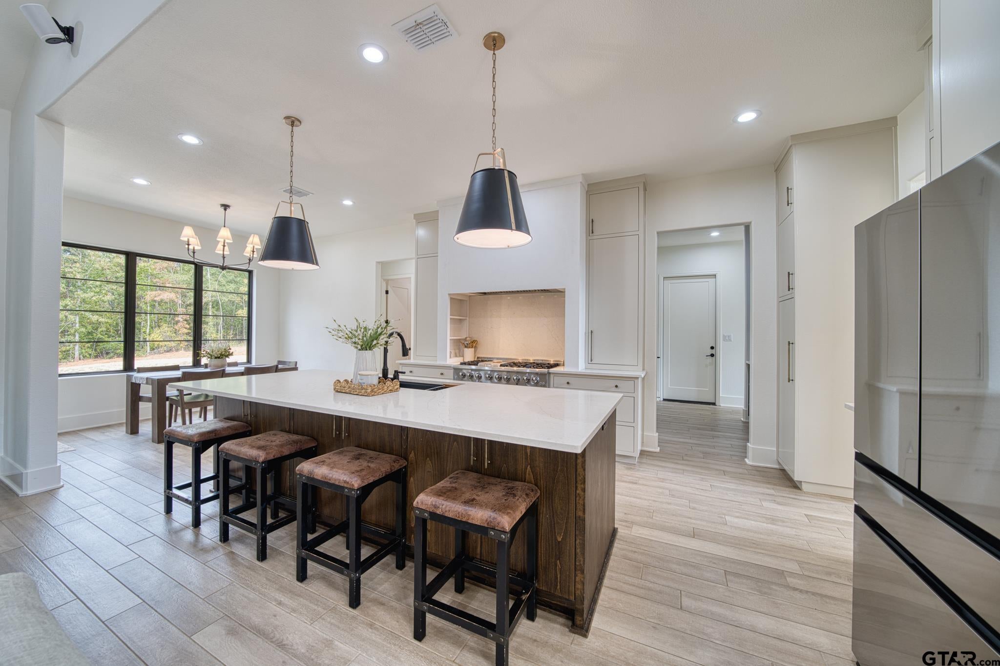 2283 Flamingo Rd
