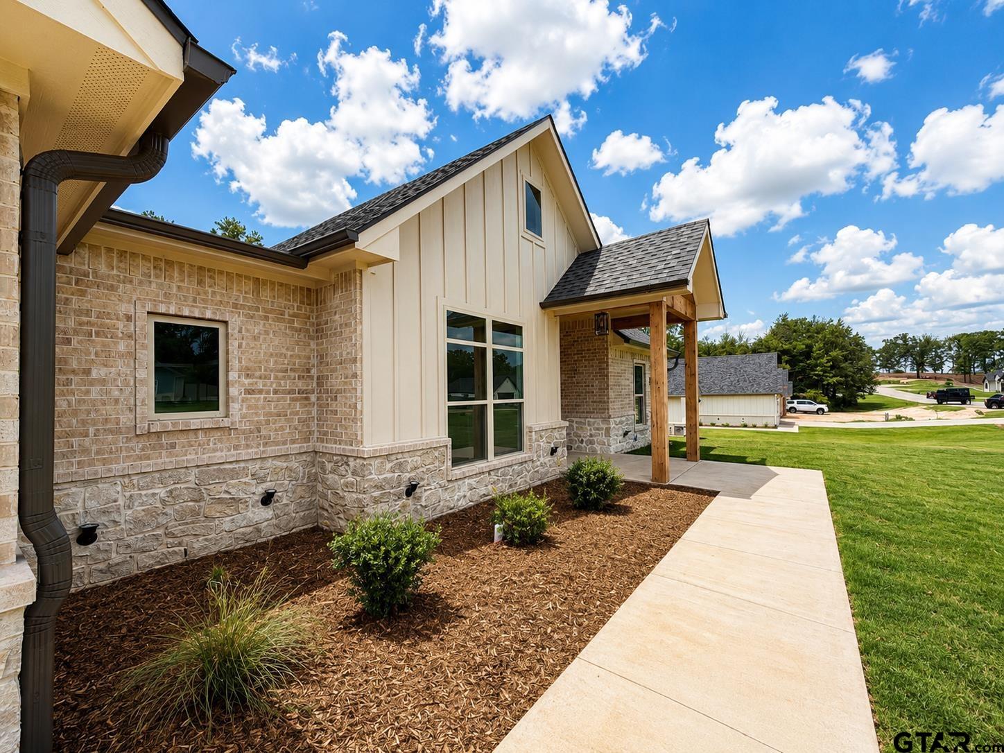 19421 Cedarpark Pl