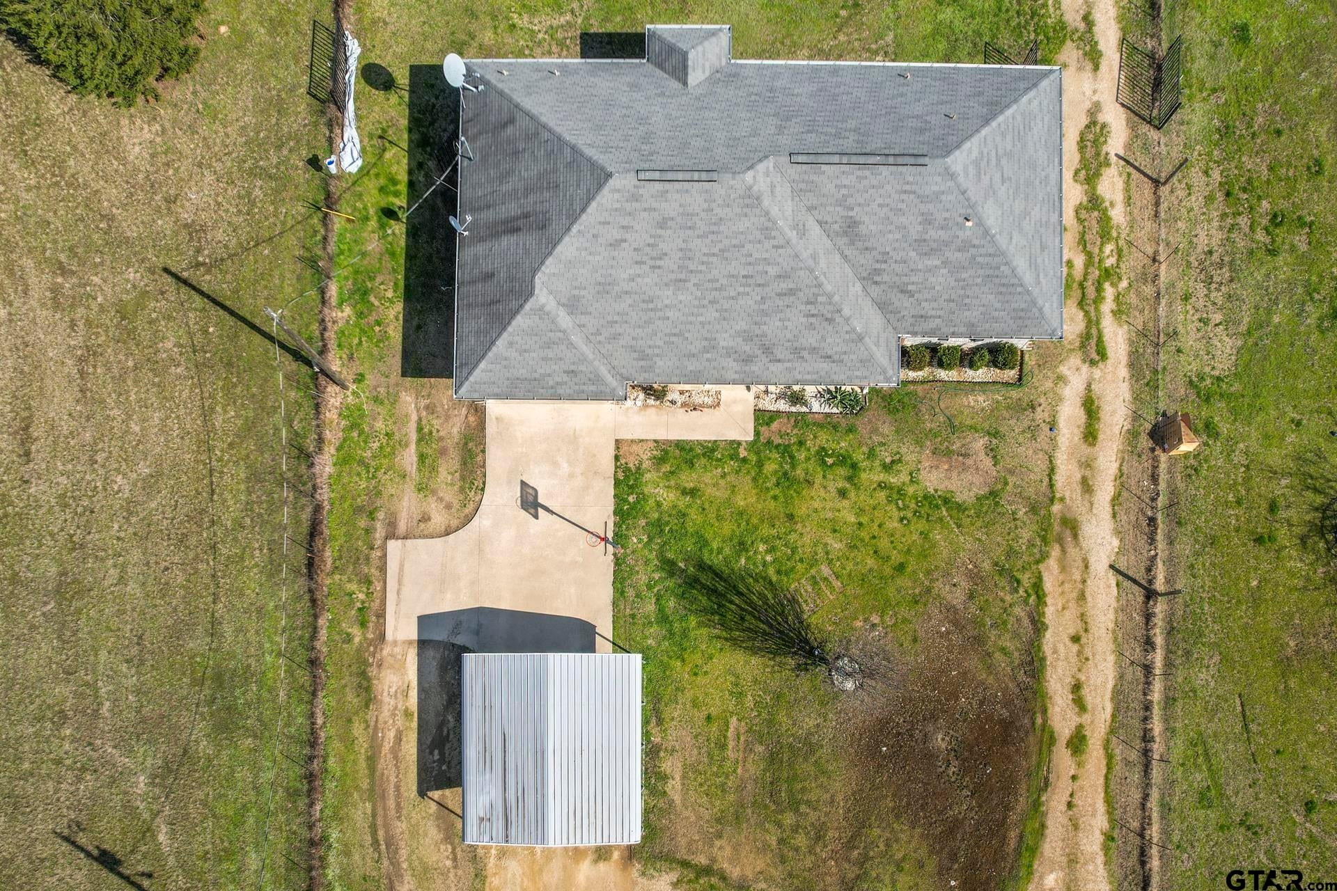1960 NW County Road 1030