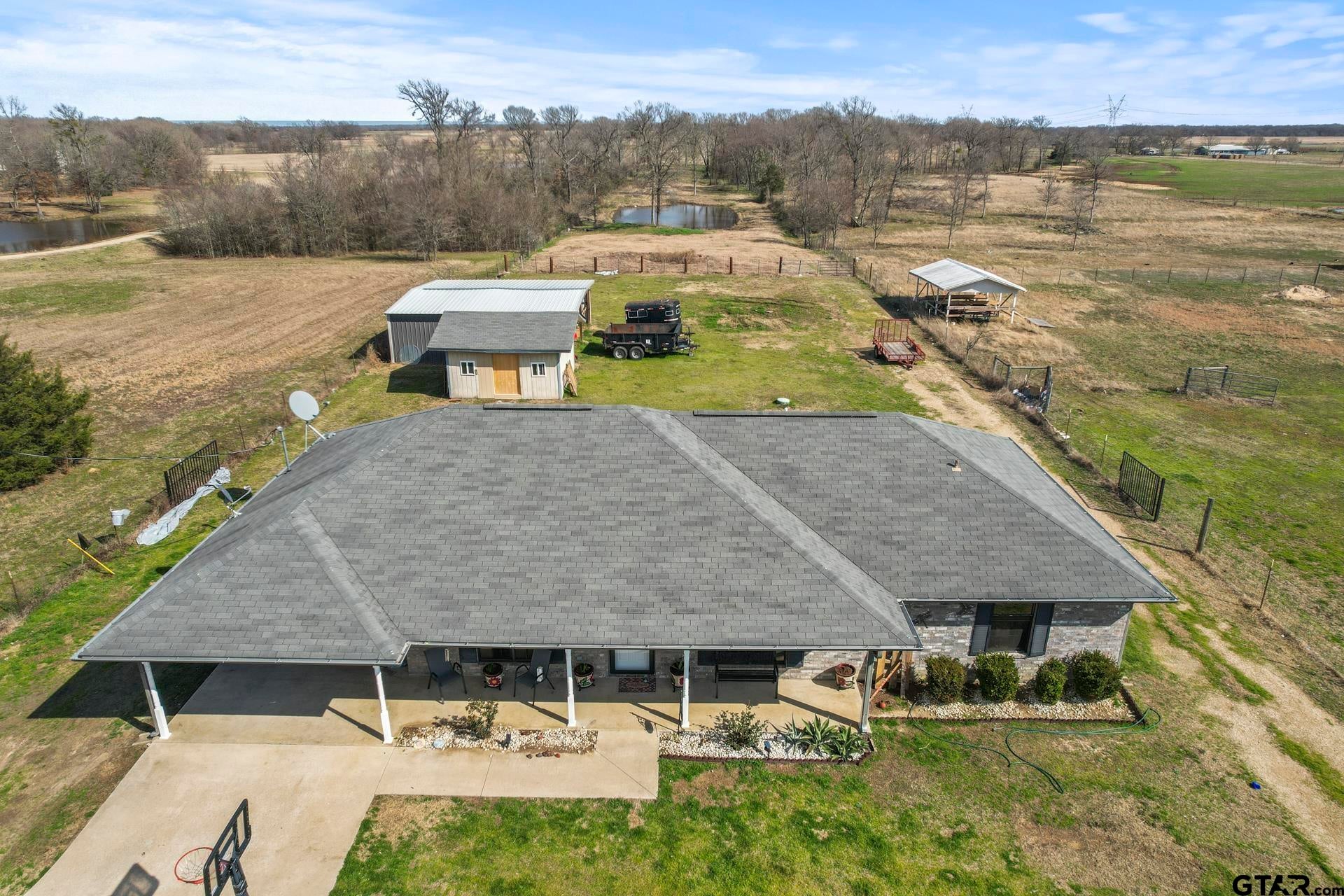 1960 NW County Road 1030