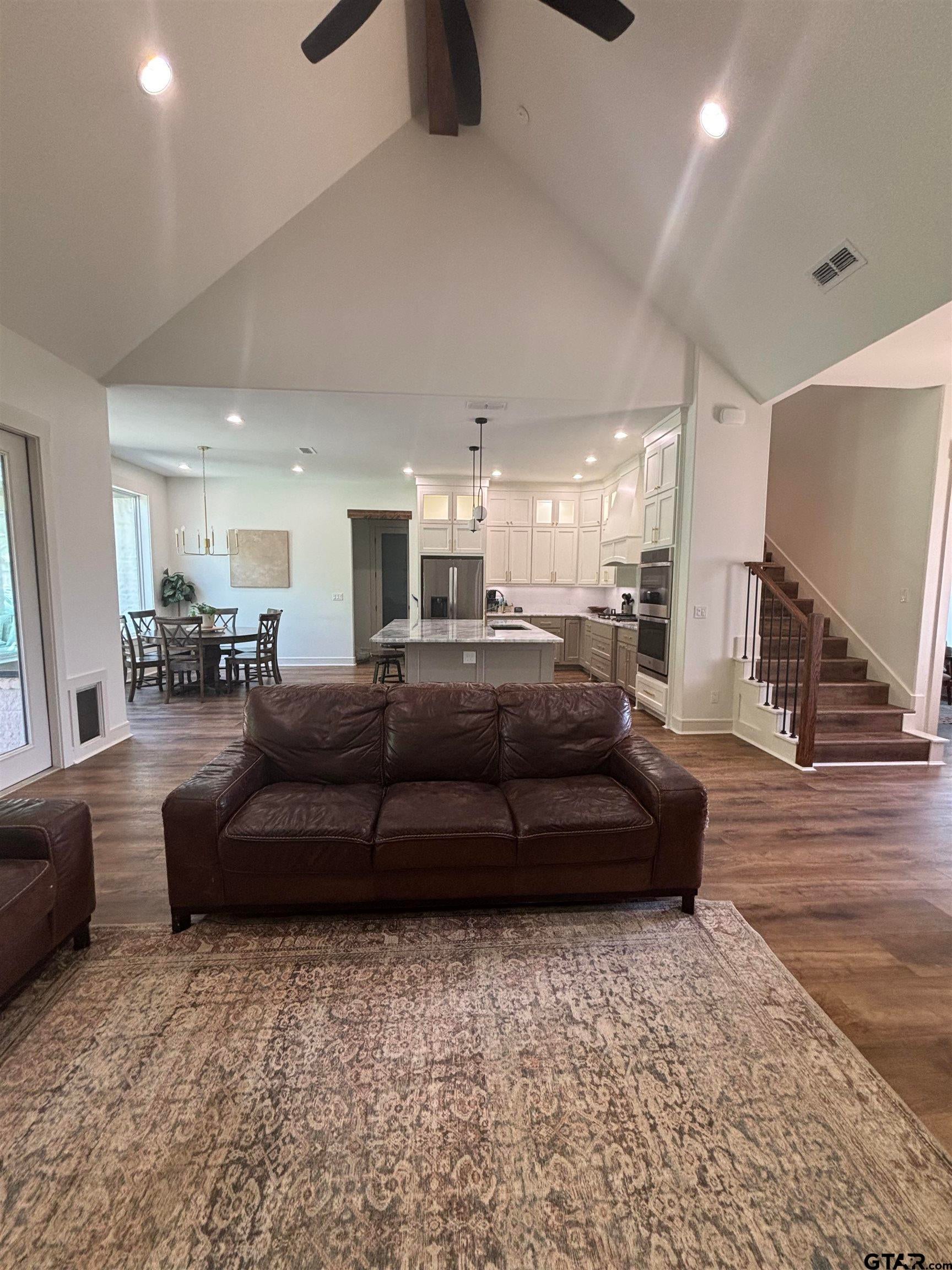 238 Serenity Dr