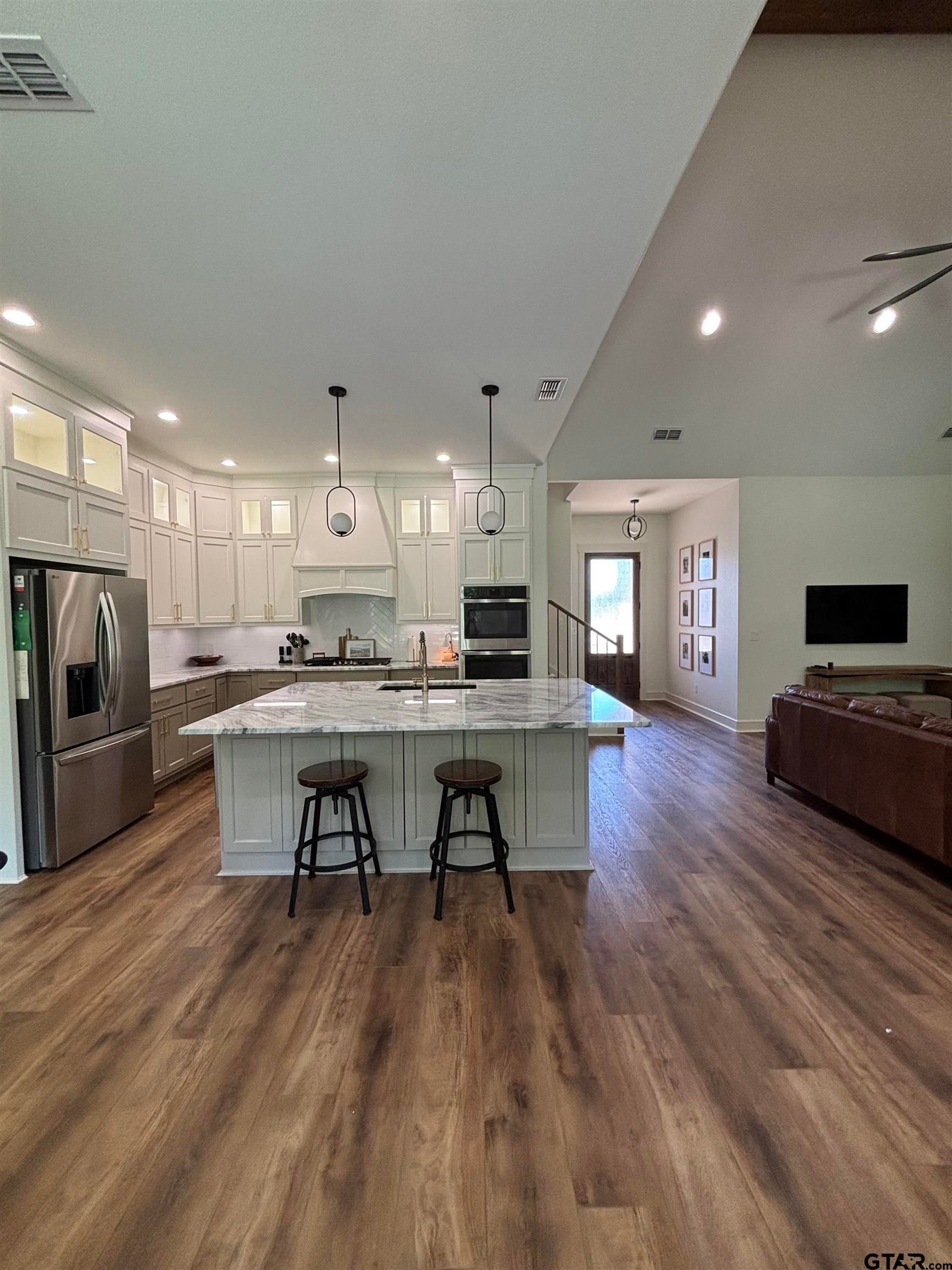 238 Serenity Dr