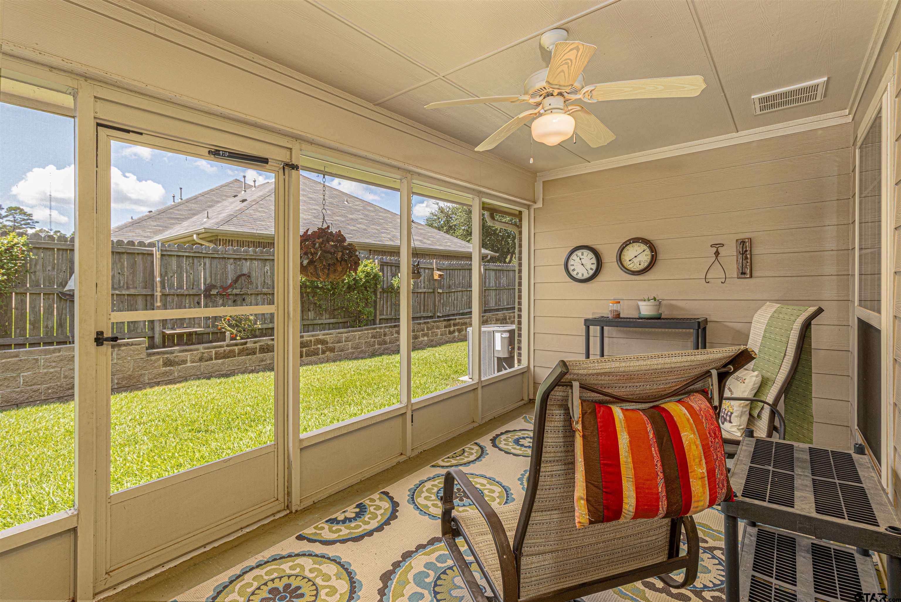 421 W Cumberland Rd  #902