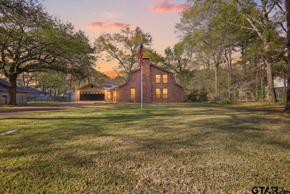1635 Meadowlark Drive