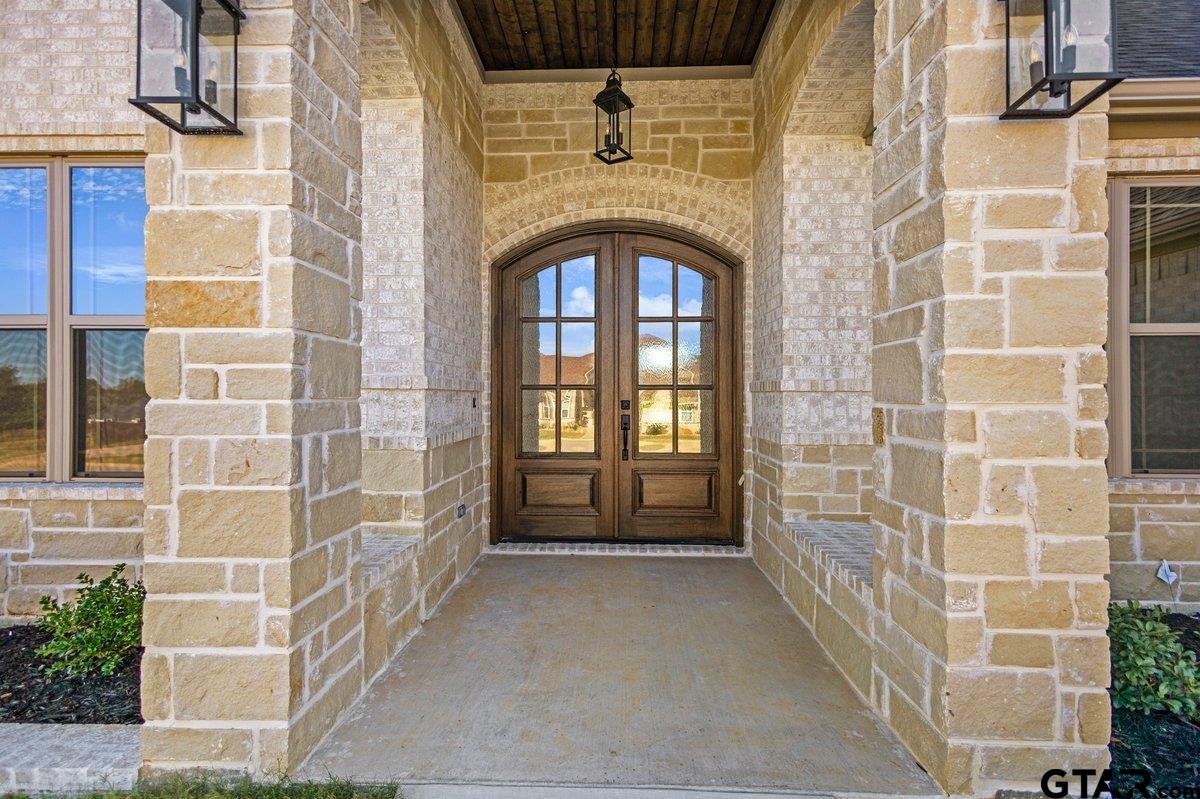 15531 Sugar Ridge Ln.