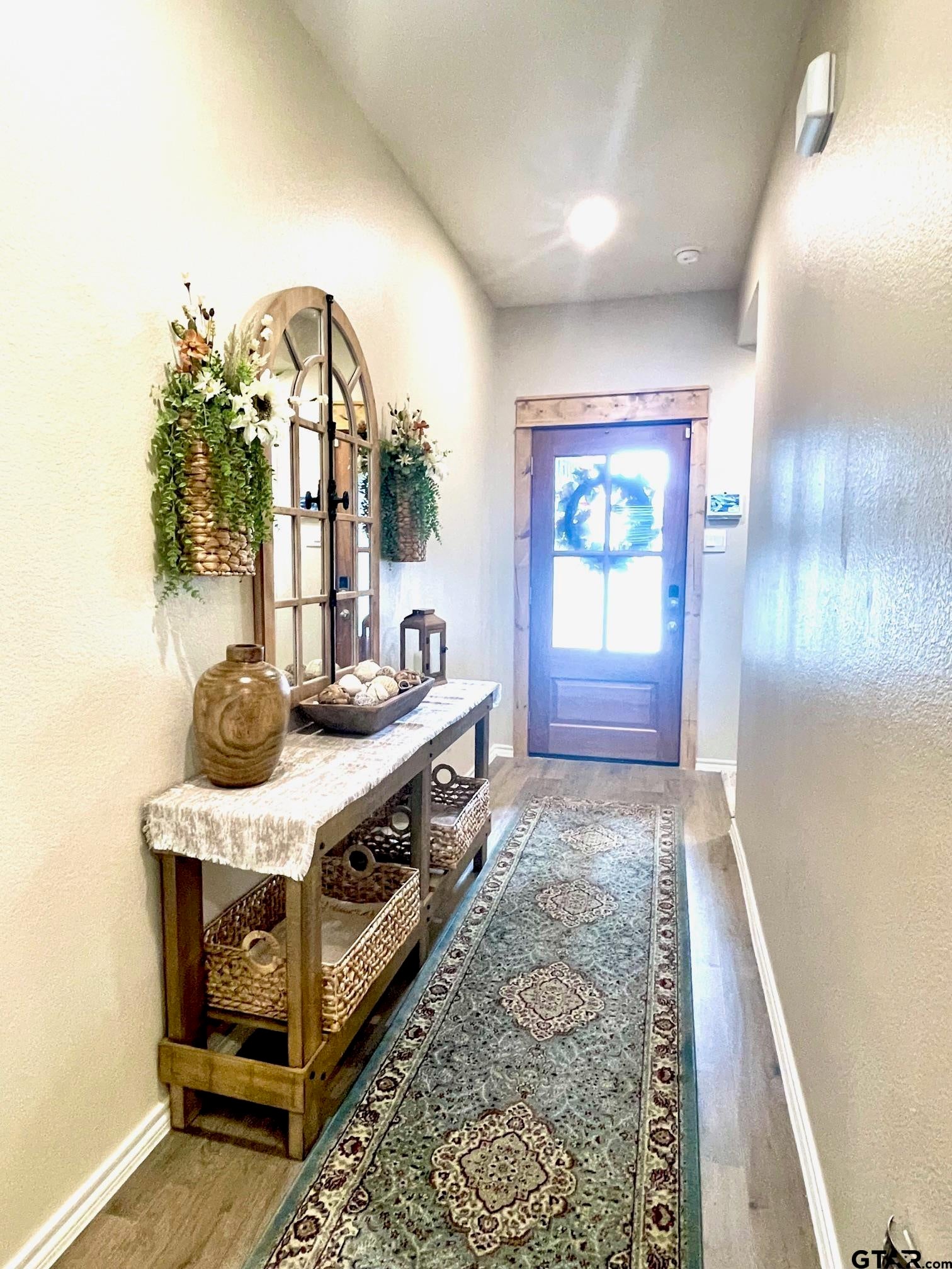1206 Hidden Valley