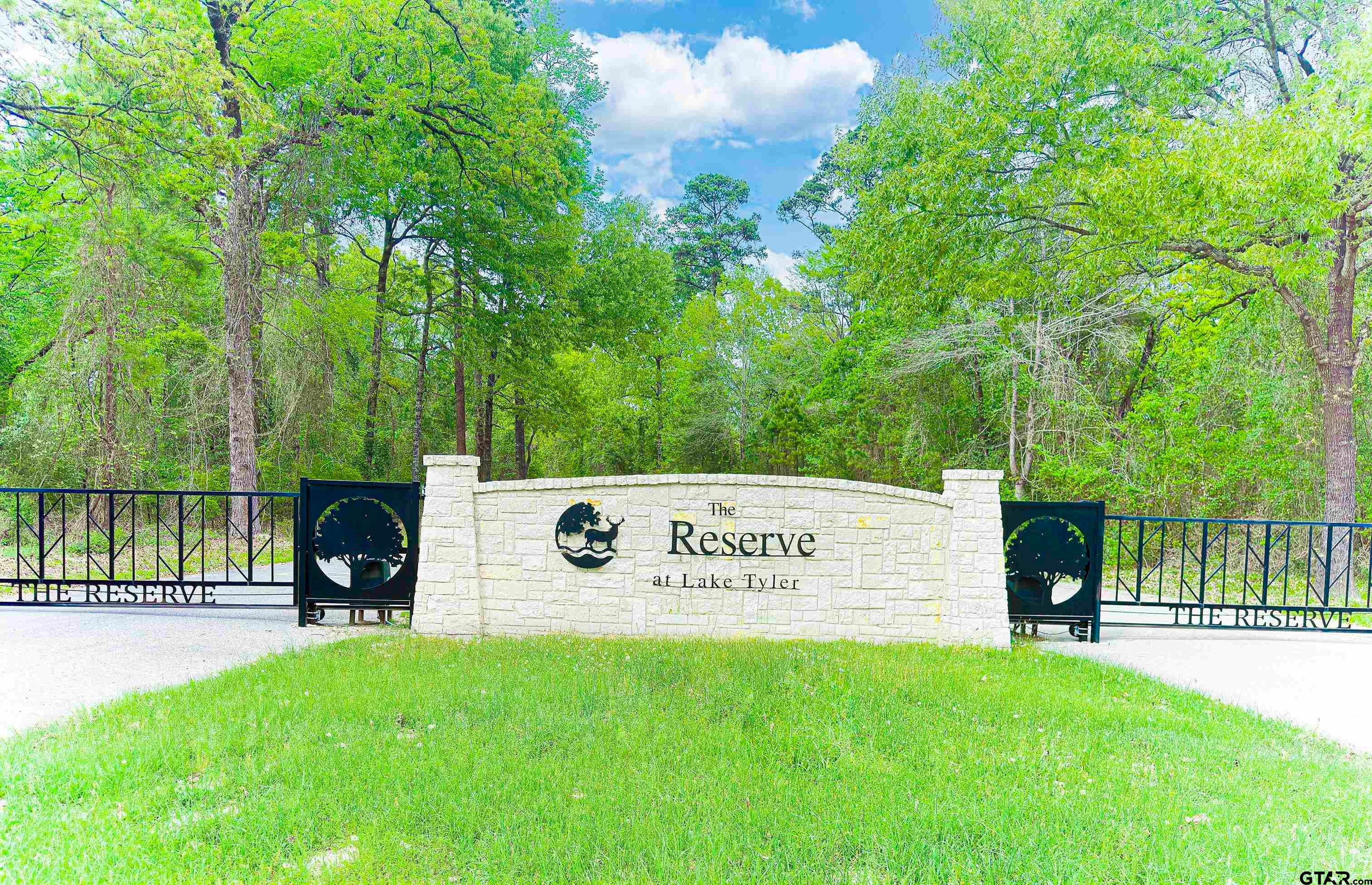 14867 Lake Meadow Ct