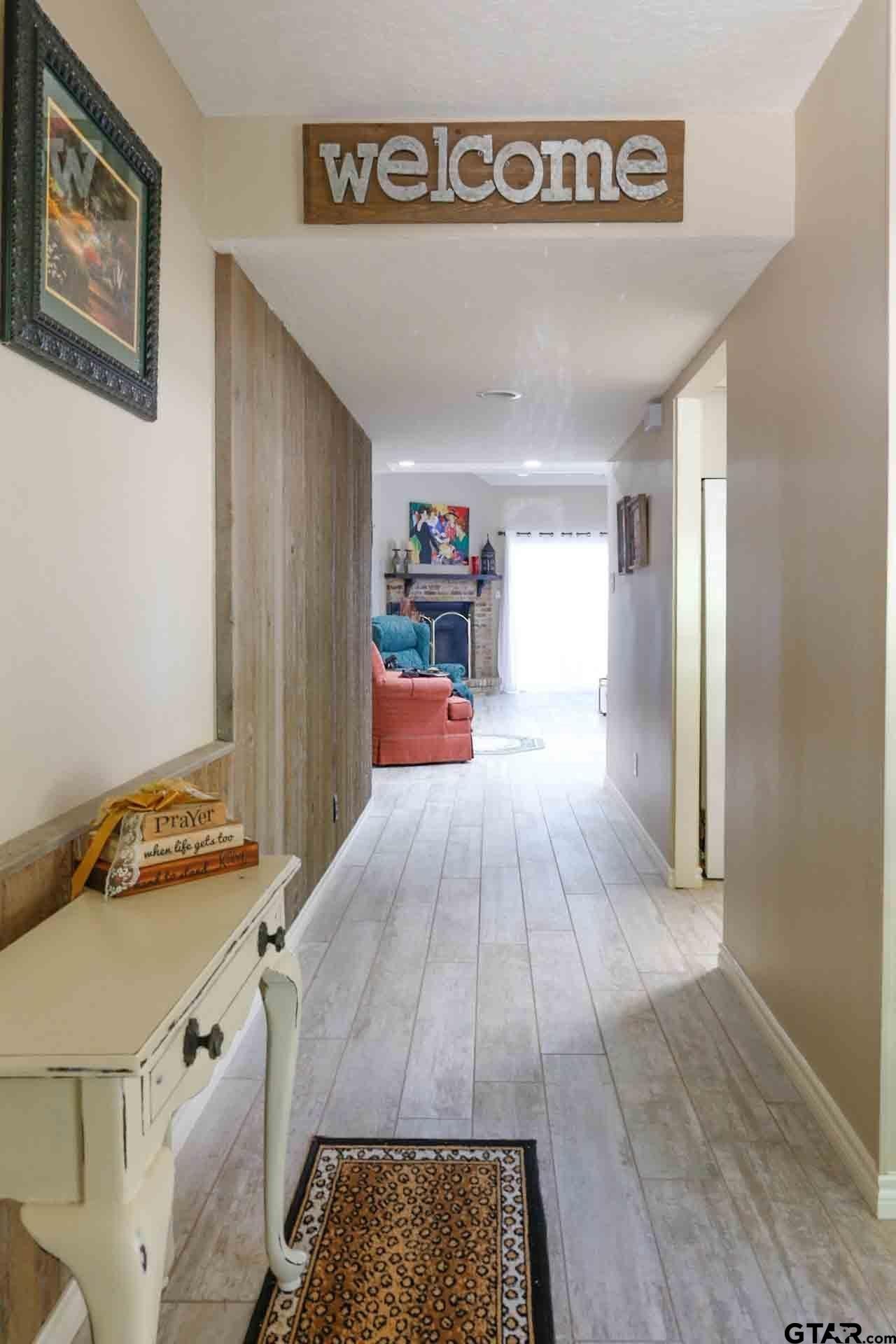 162 Pine Tree Unit B