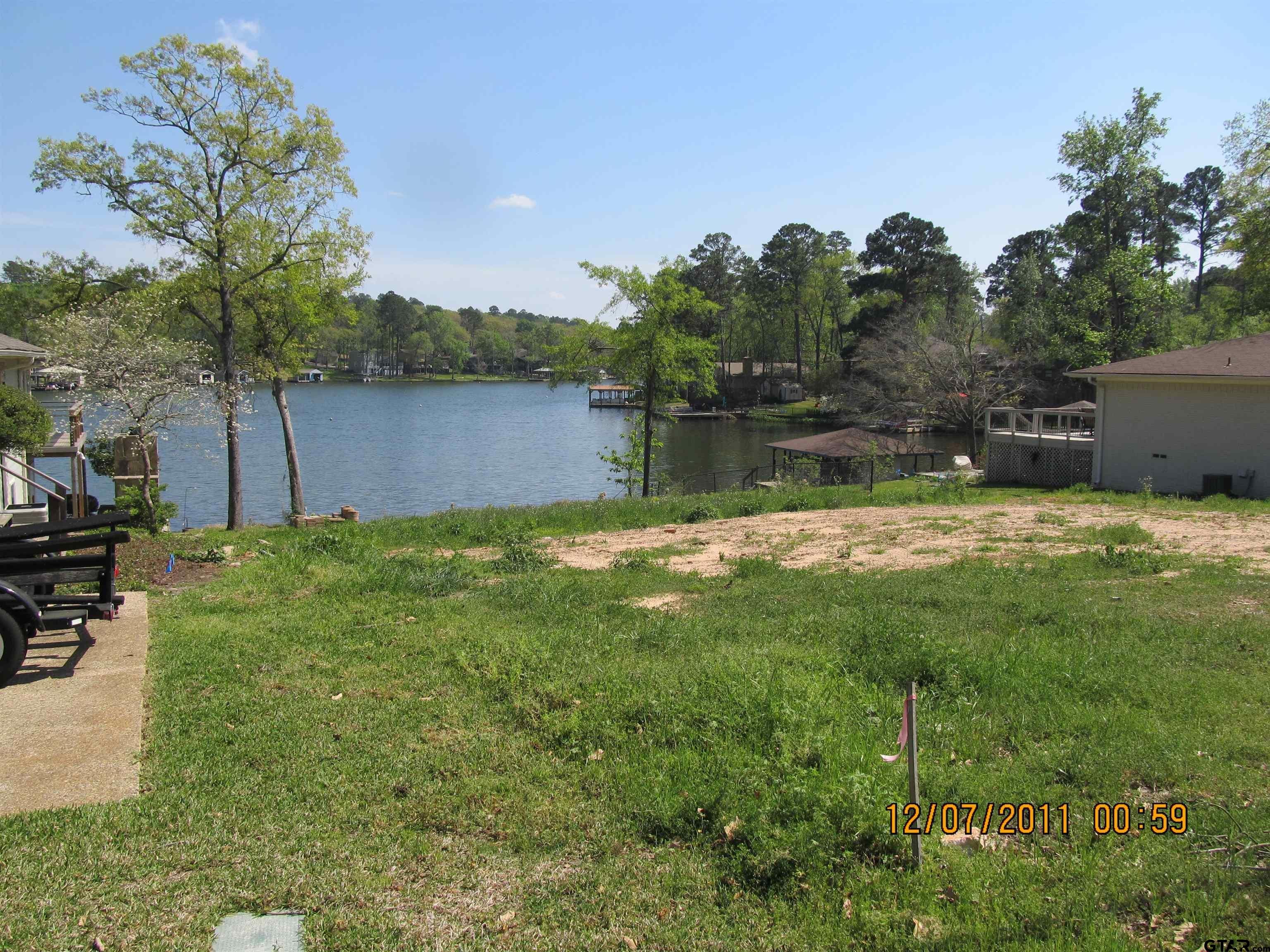 1609 Tanglewood E 1609 Tanglewood Dr East