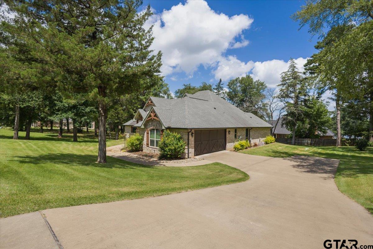 332 Hines Crossing