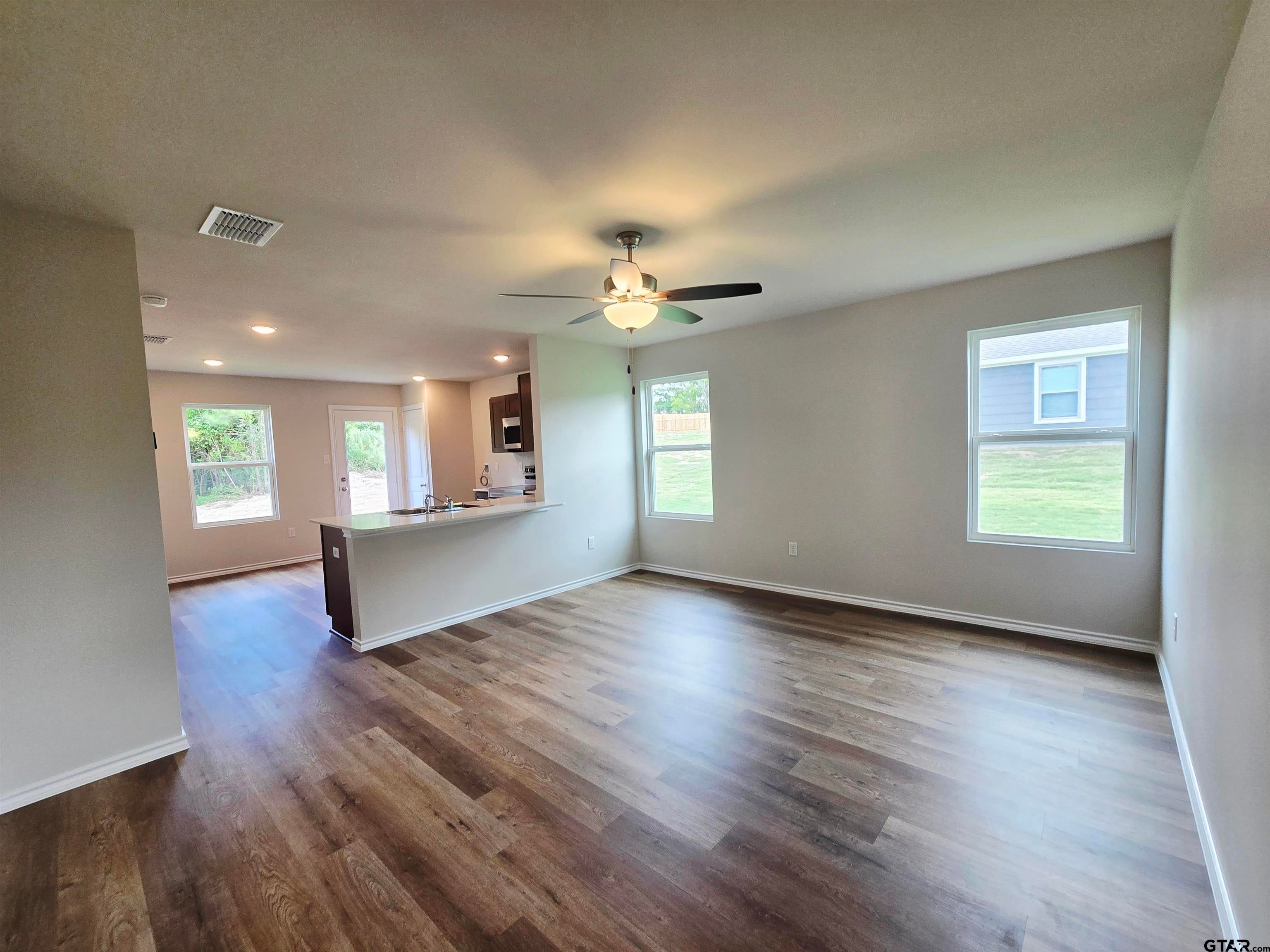 1700 Meadow Lane