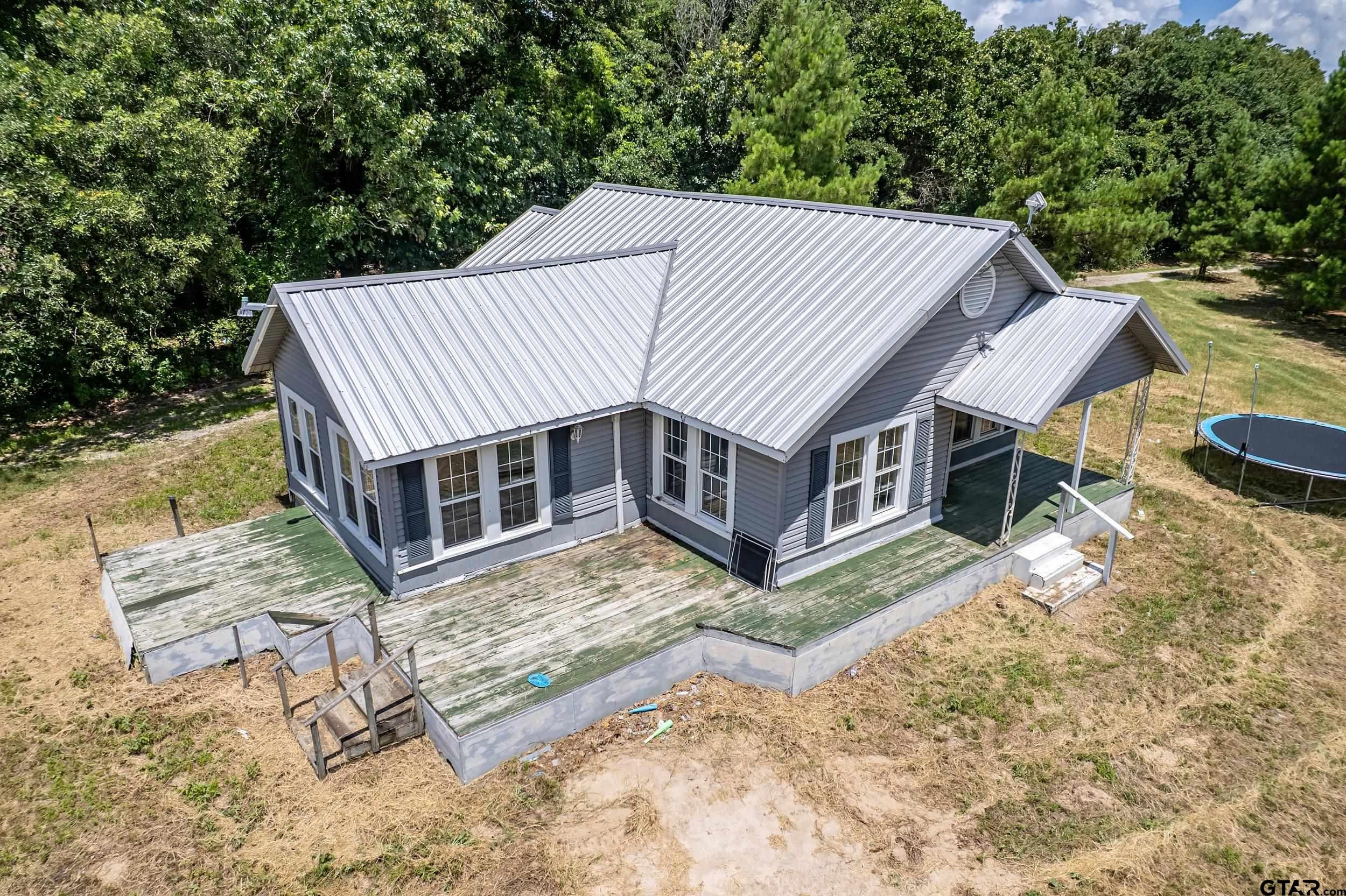 25325 County Road 462