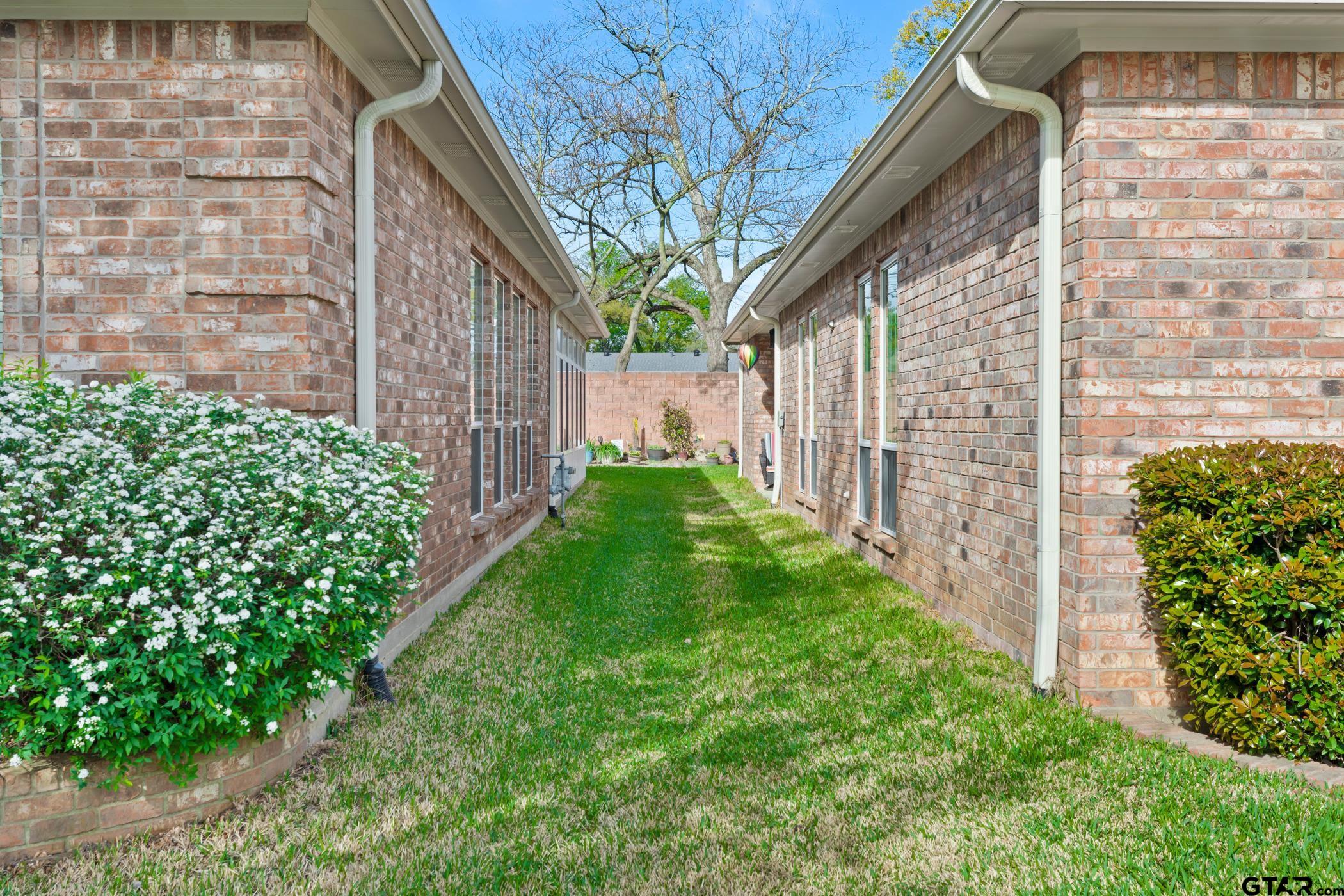 2315 Homestead