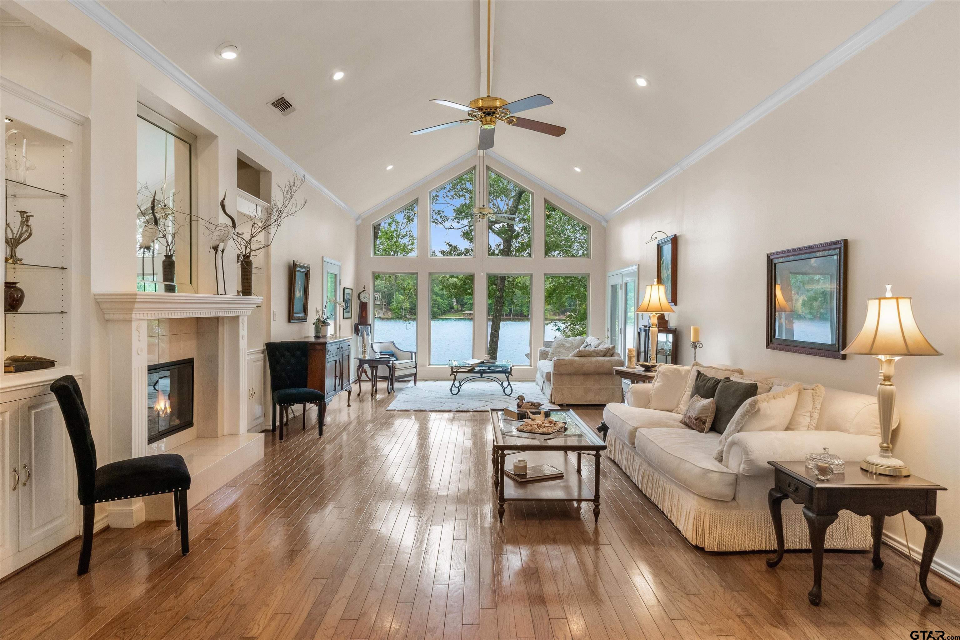 116 Pinewood Cove