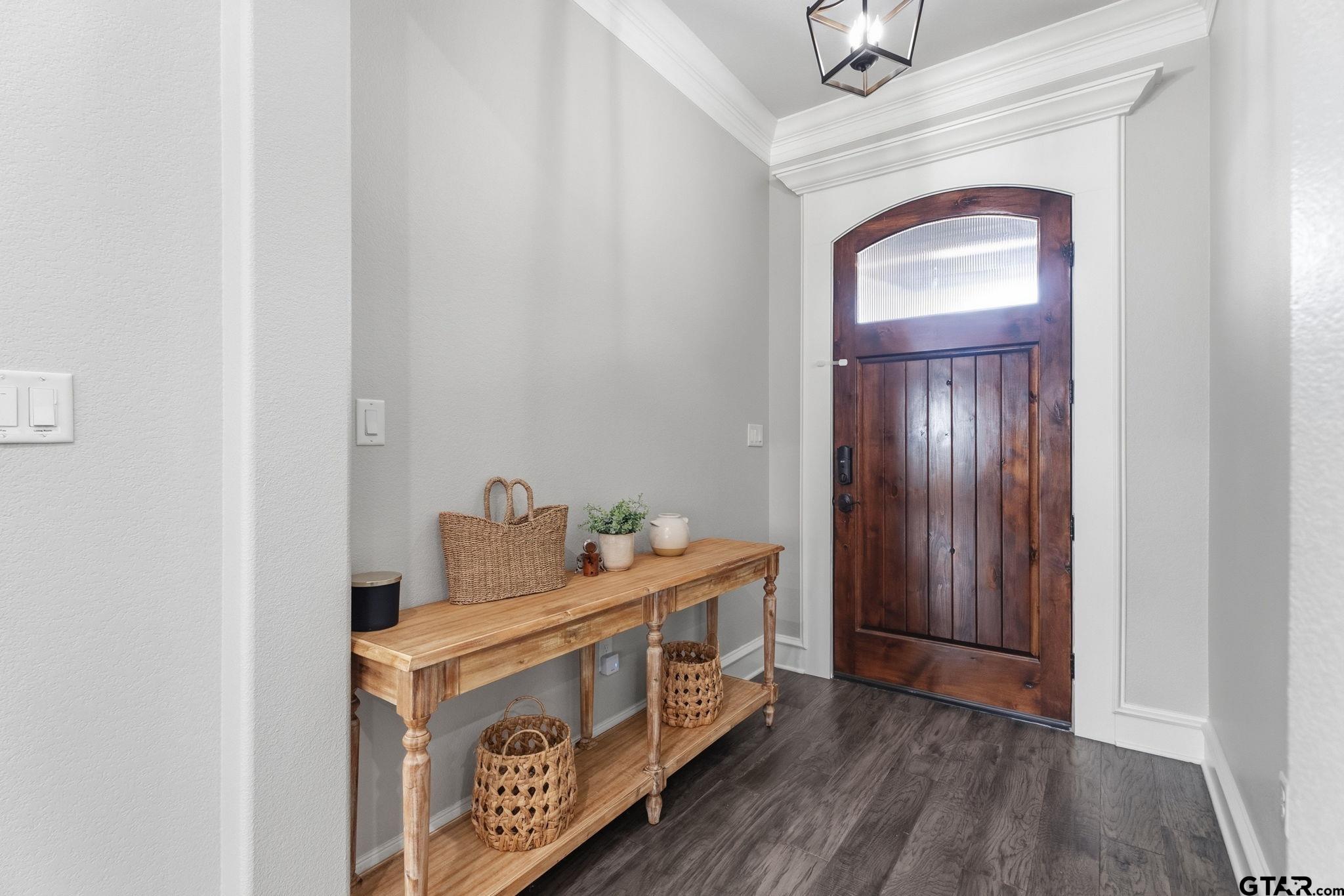 2513 Barton Creek Cir