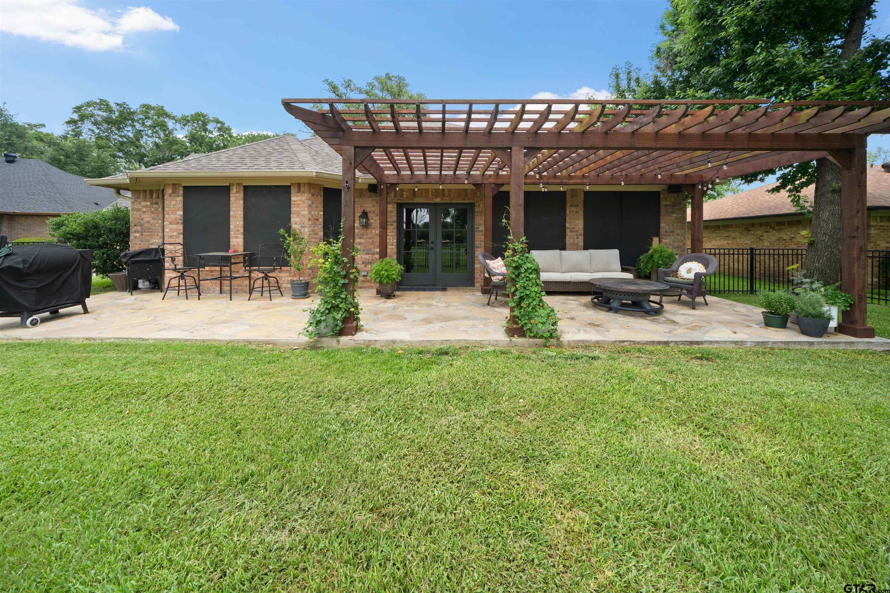 155 Fairway Dr