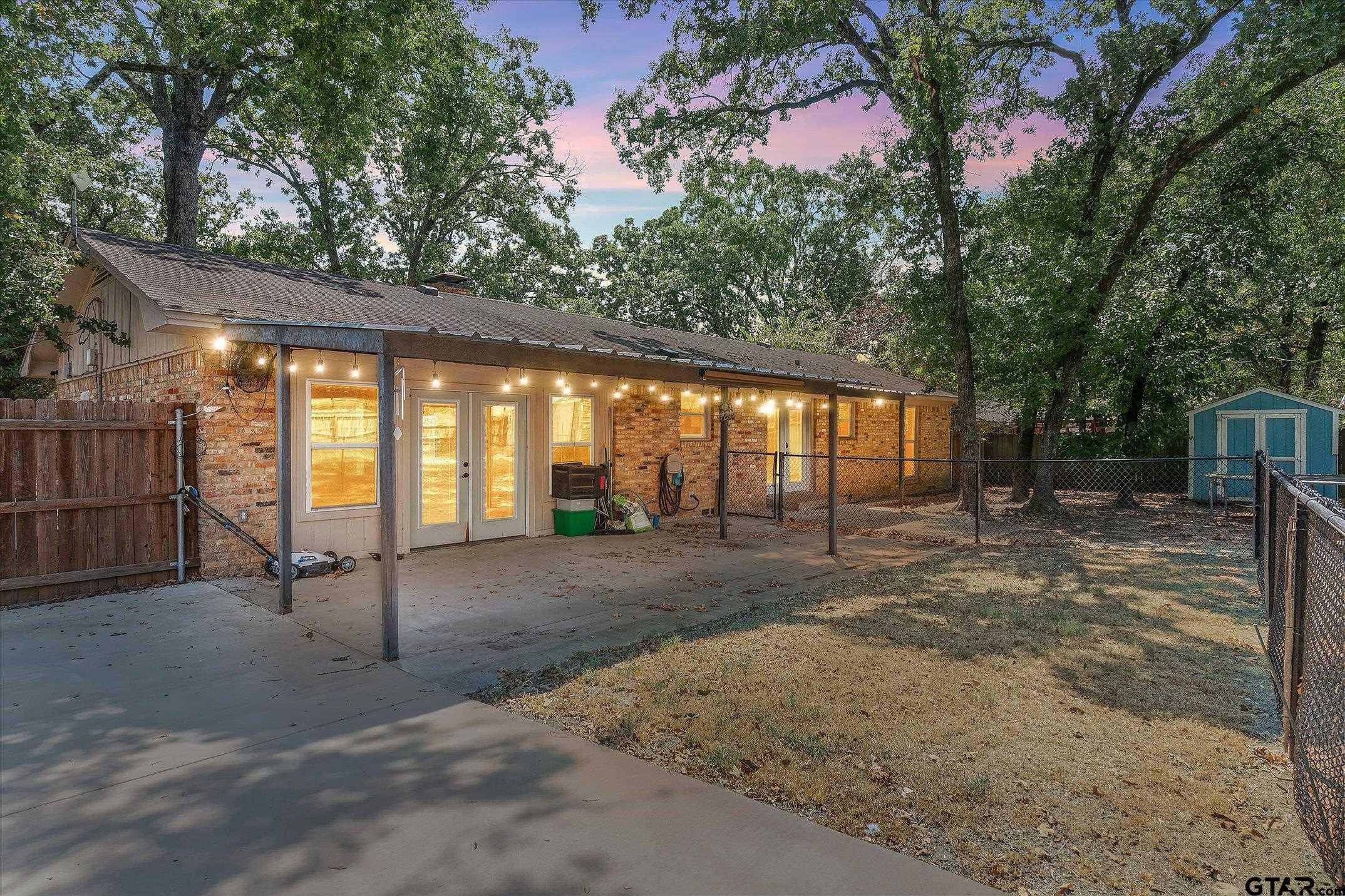 1415 Glenlain Dr