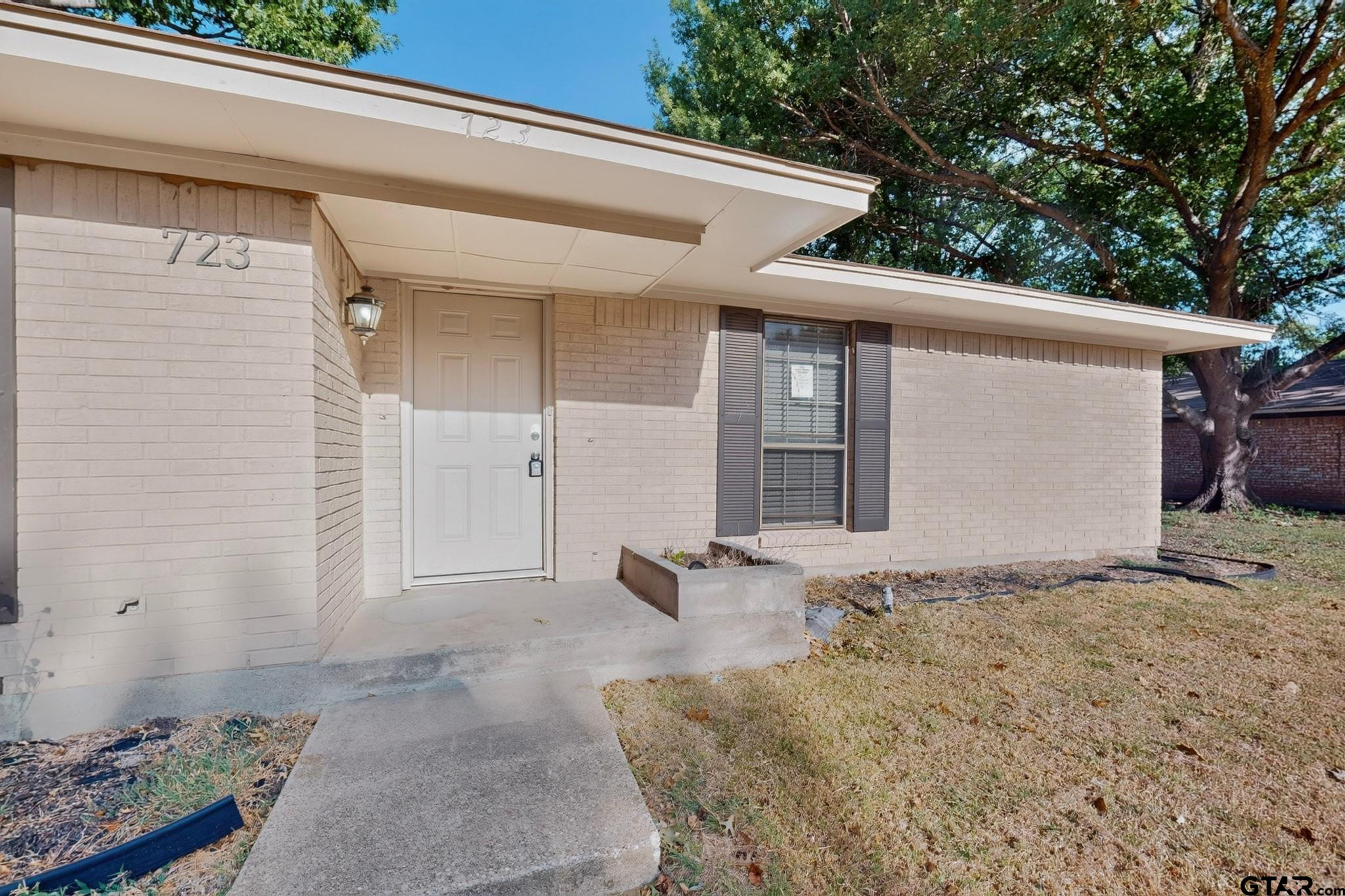 723 Terrace Dr.