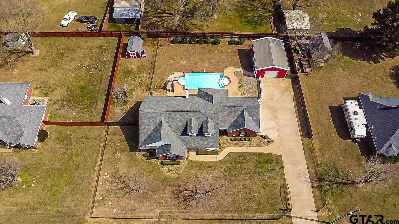 10624 Russell DR