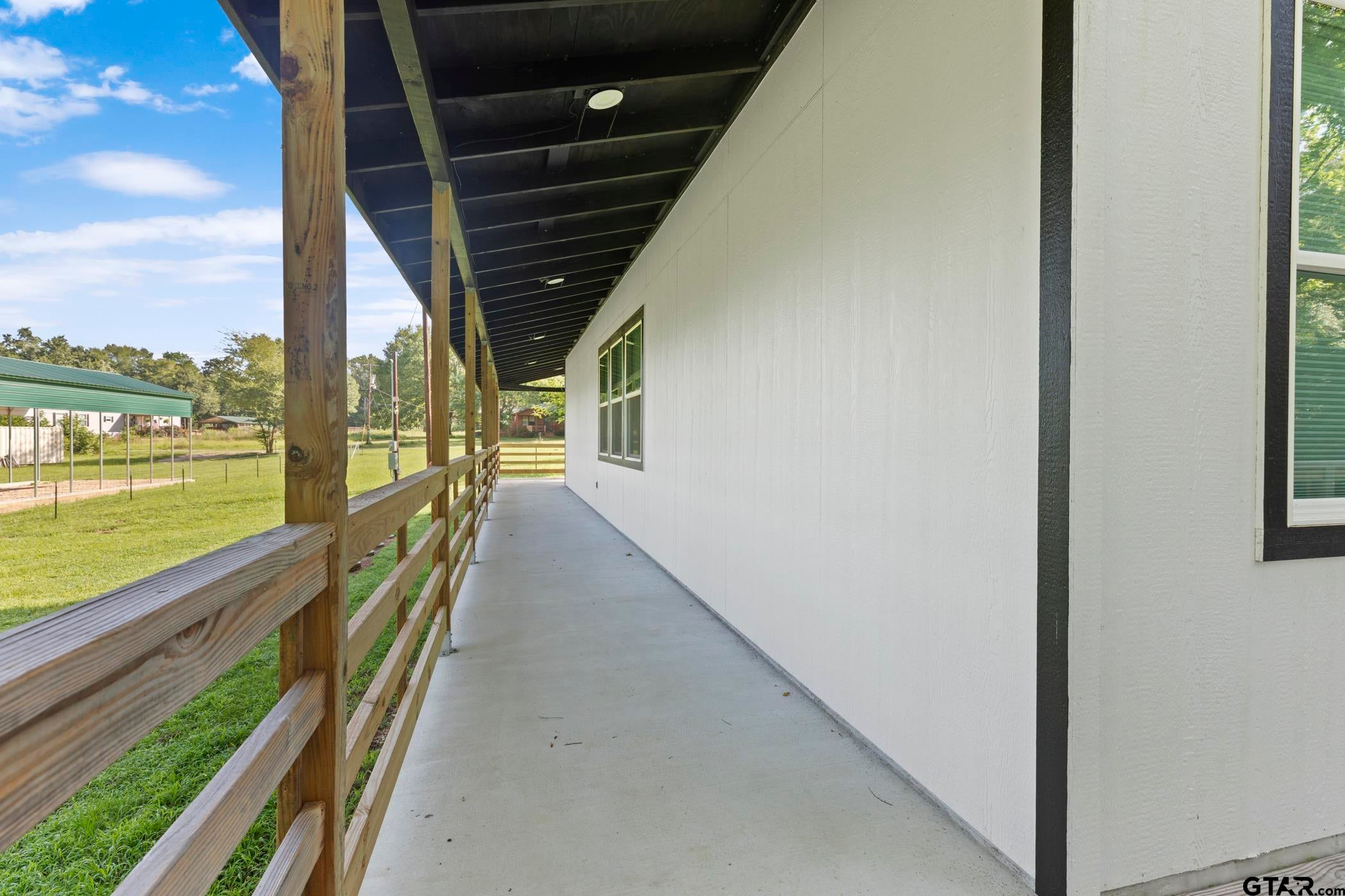 837 Red Bud Cir