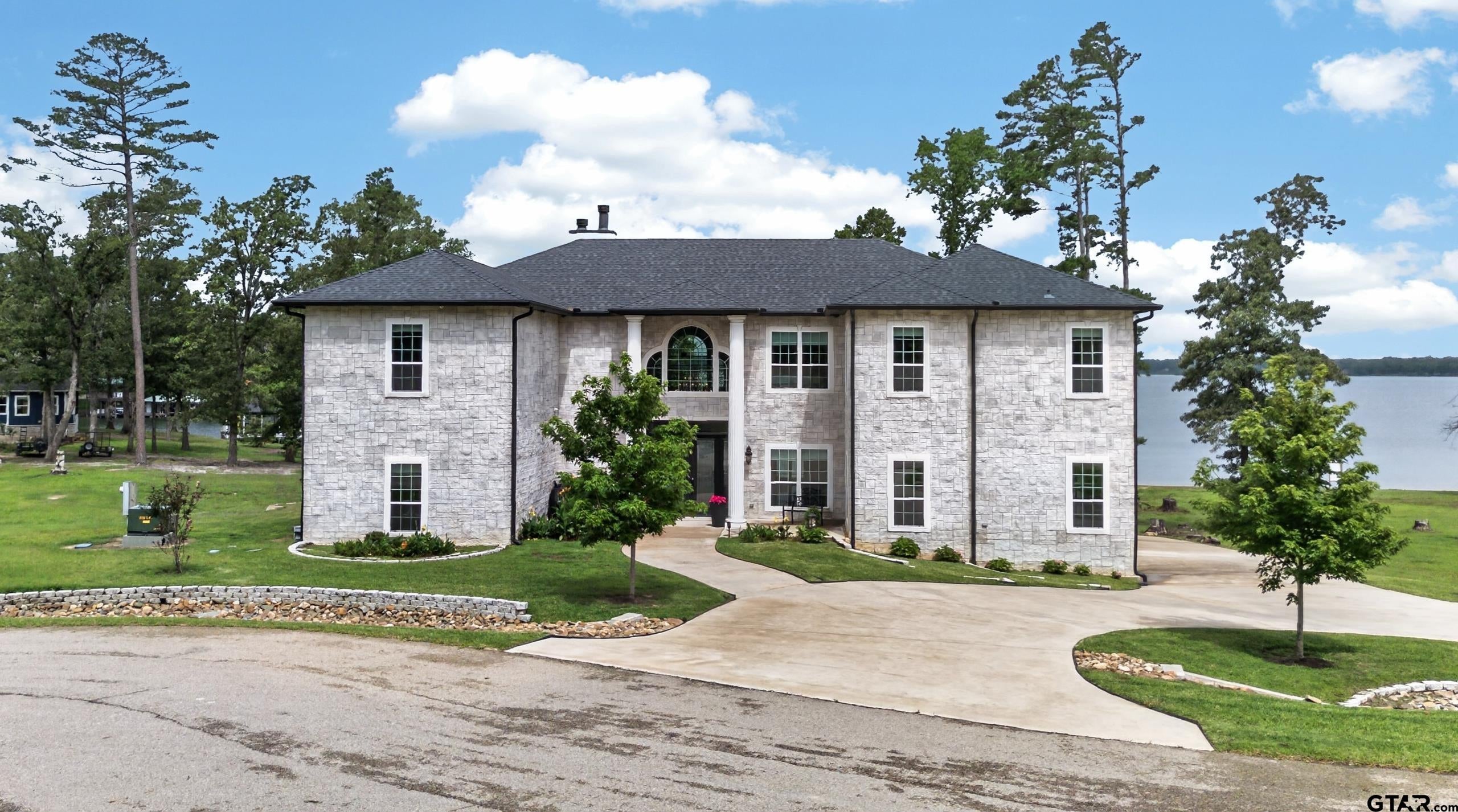 145 Private Road 52605