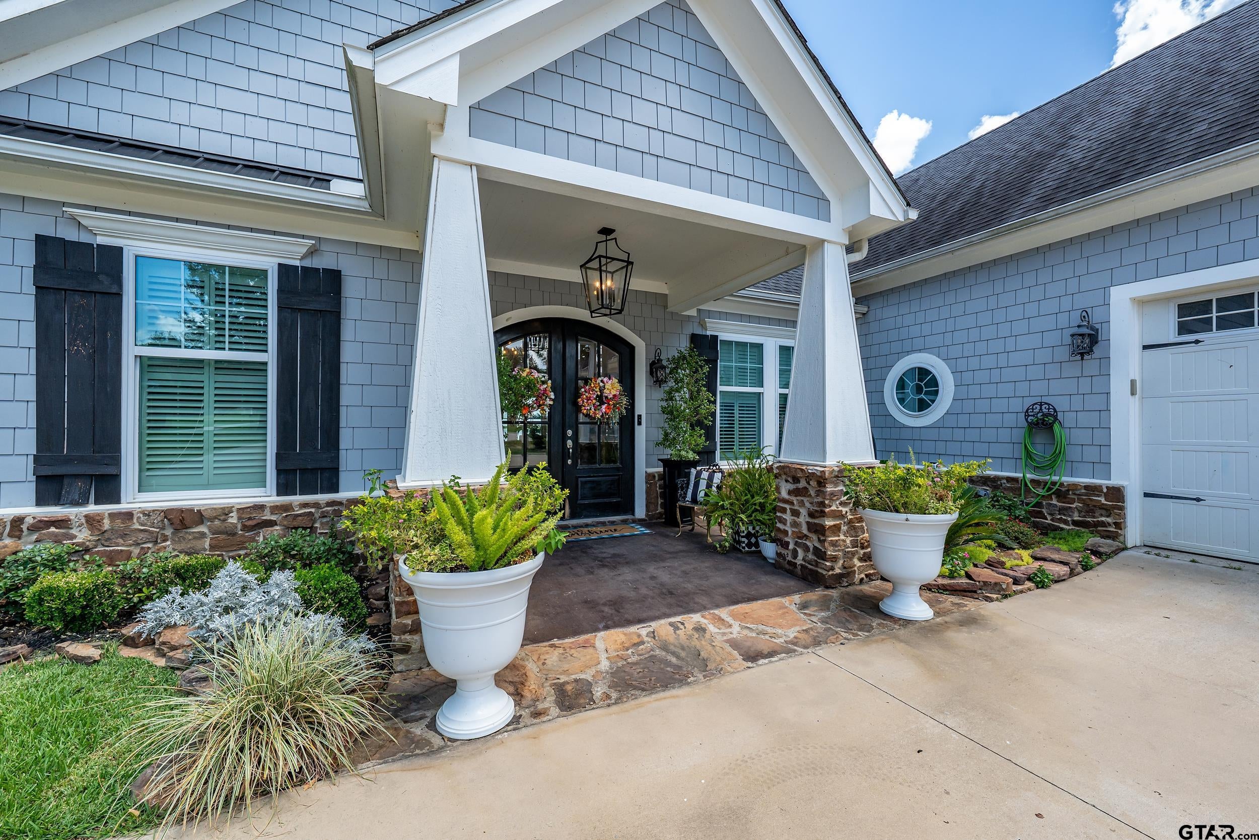 16241 Big Oak Bay Rd