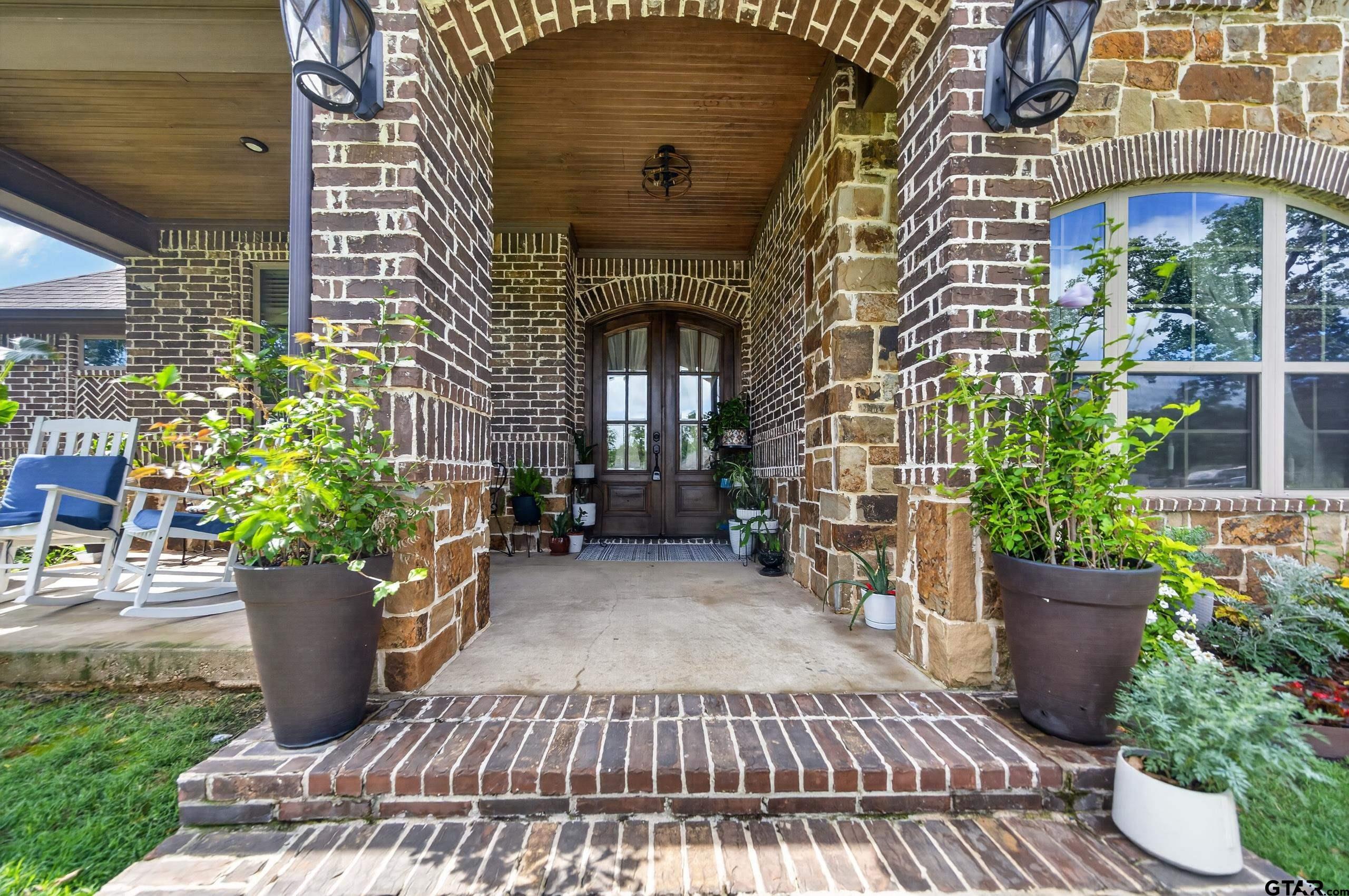 555 County Road 2307