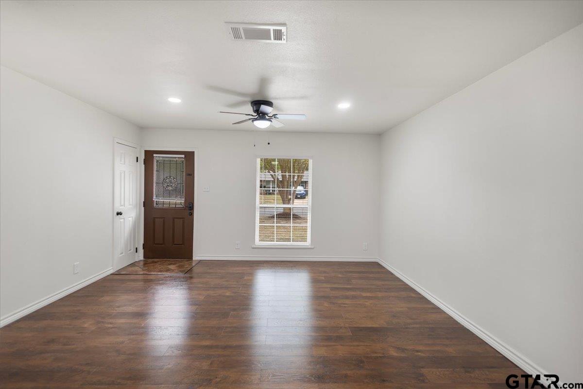 2428 Mckenzie Dr.