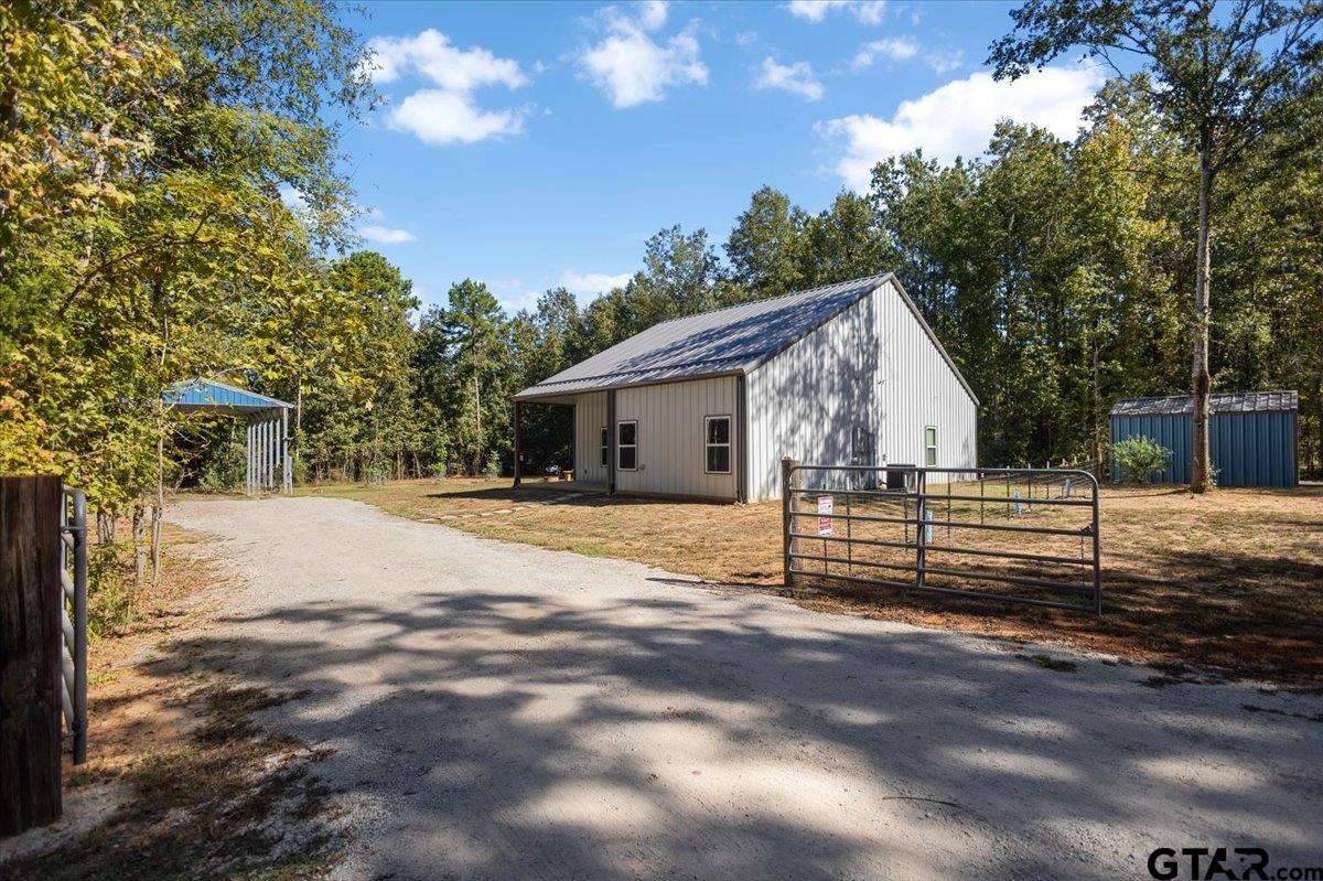6781 Farm to Market 2064 N