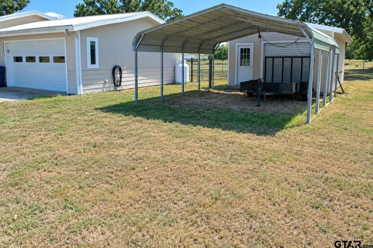 3085 W FM 2975