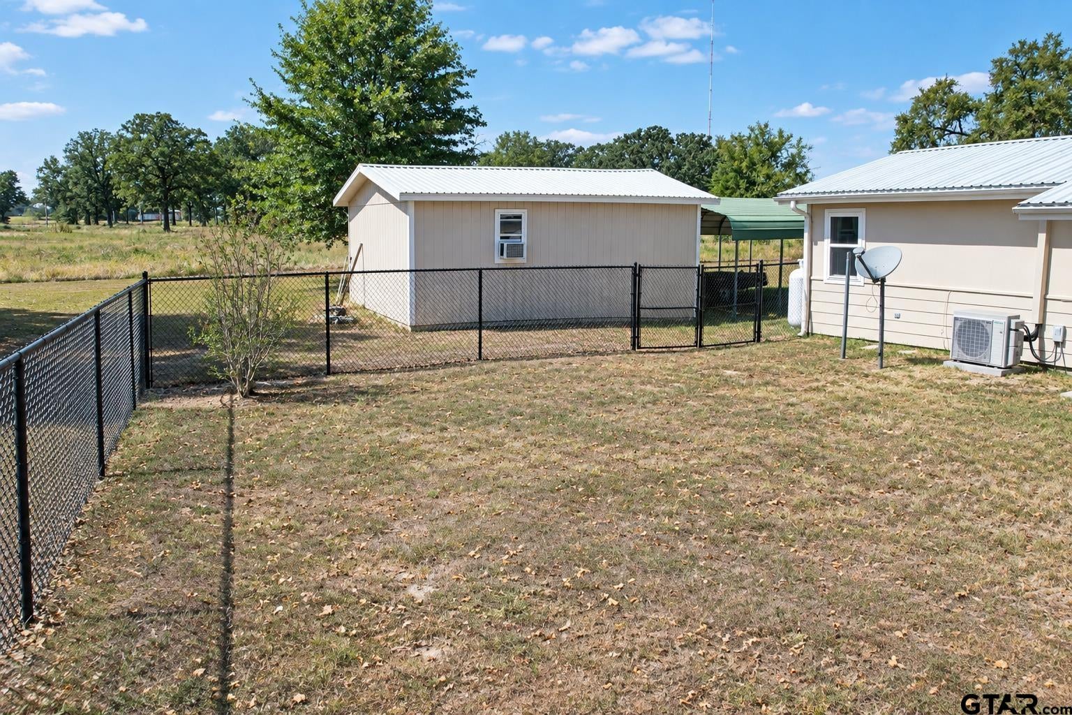 3085 W FM 2975