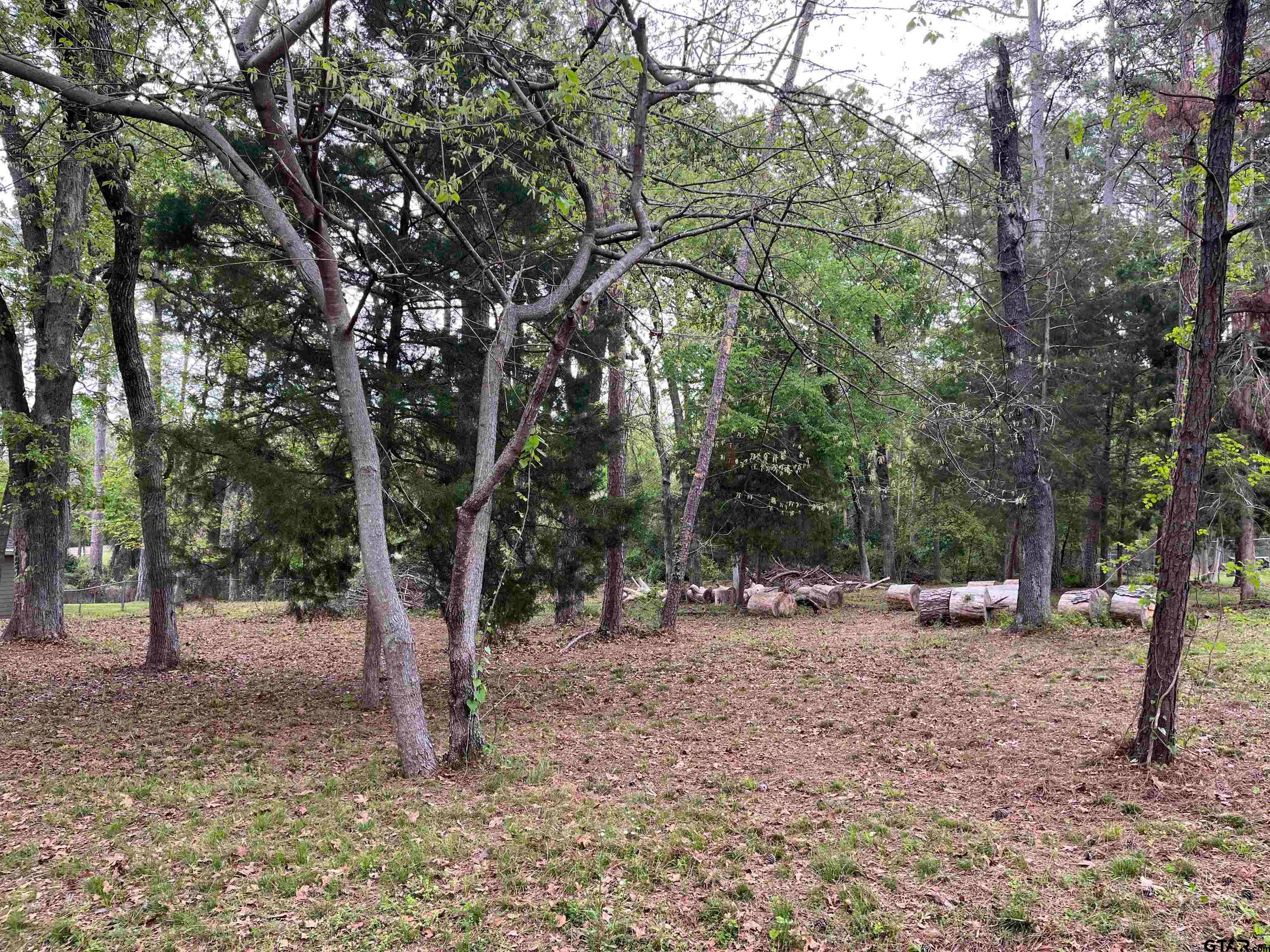 lot 5 Lakeview Dr.