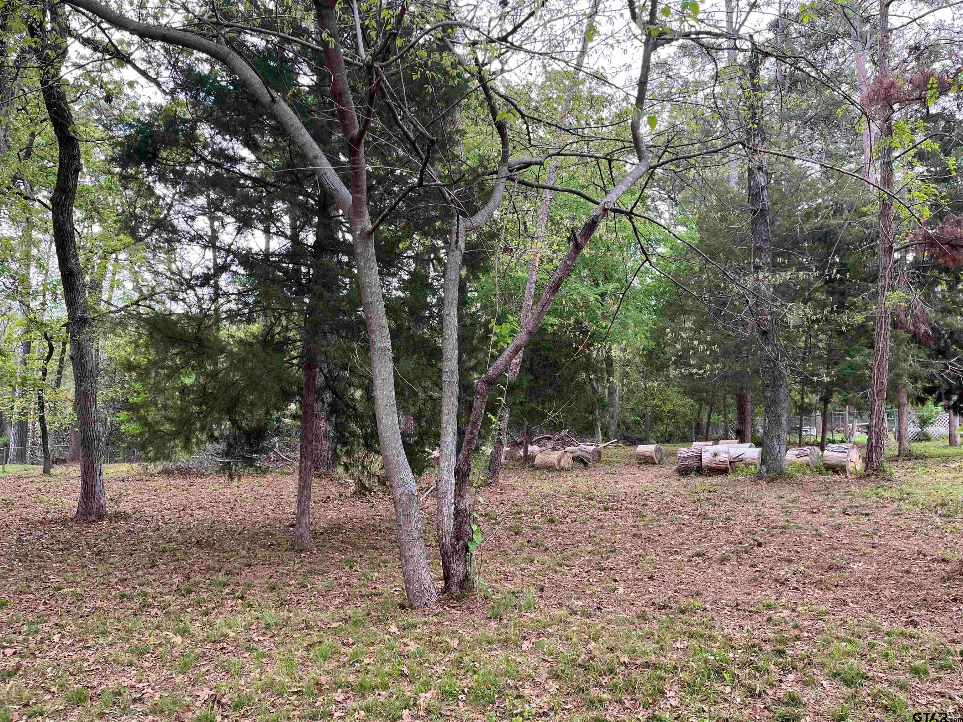 lot 5 Lakeview Dr.