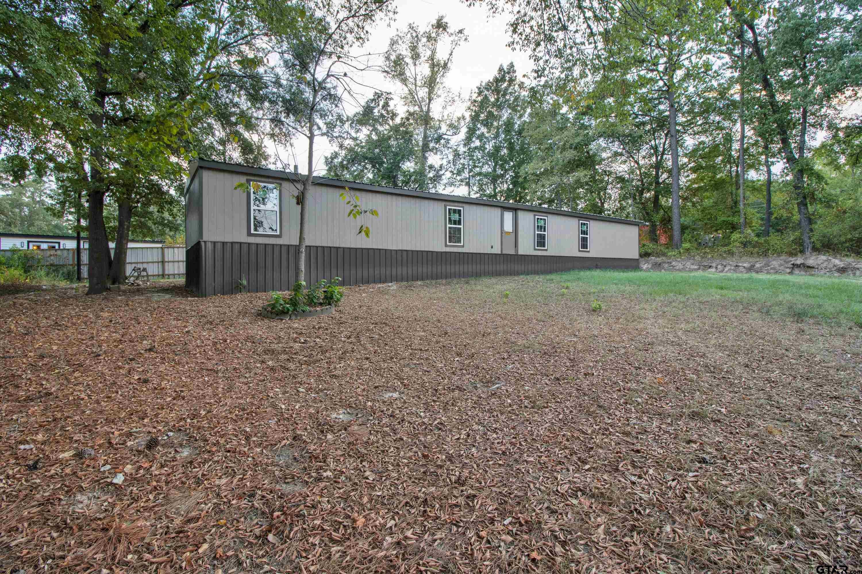6836 Myrtlewood Trail