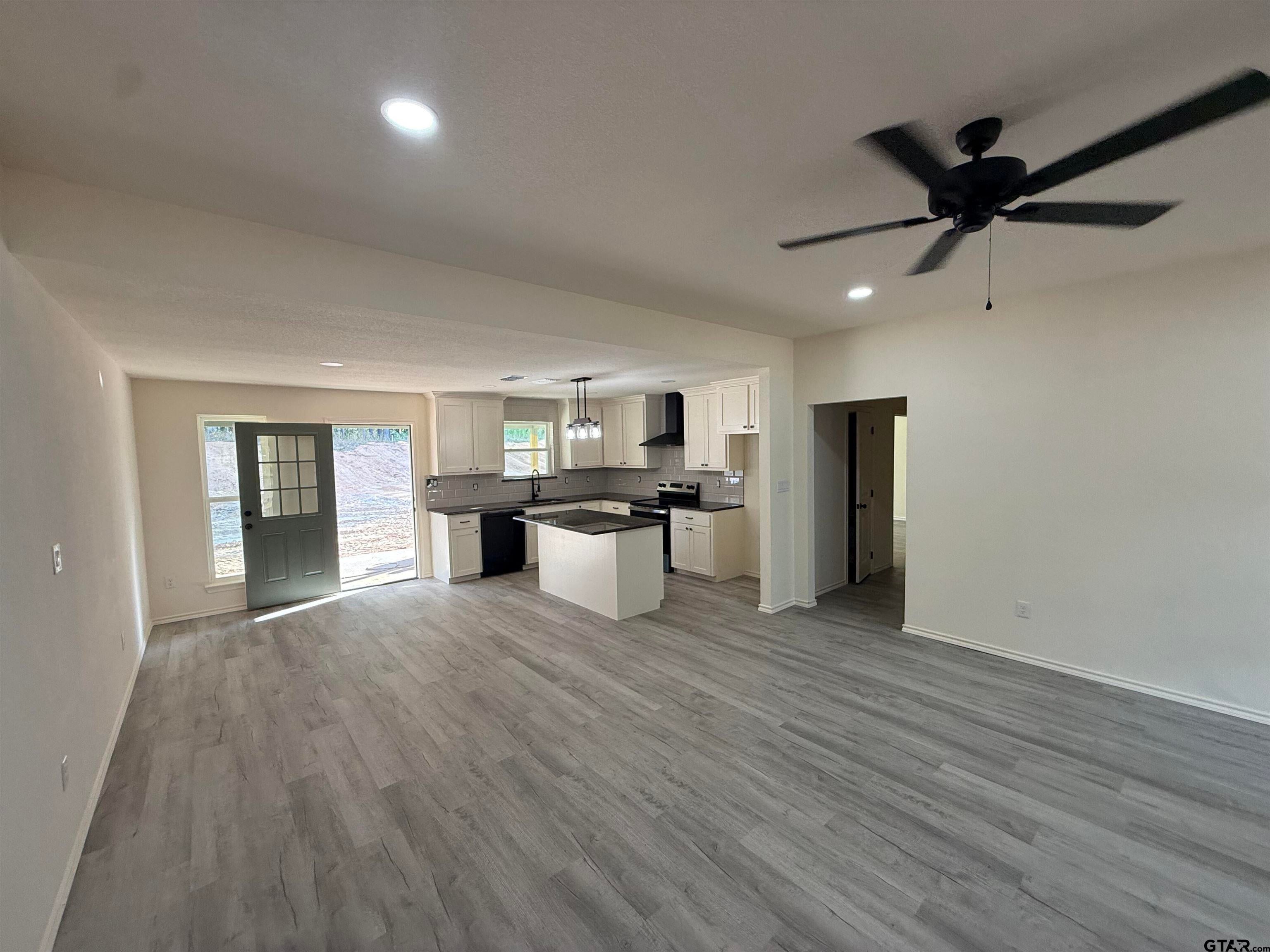 307 Private Road 6292