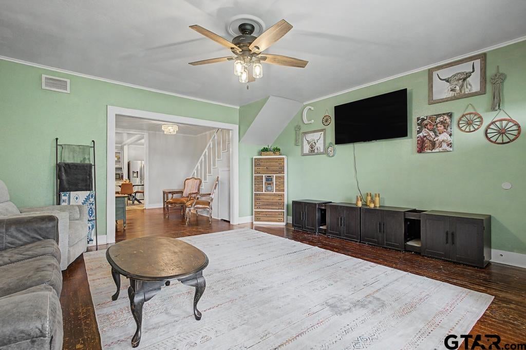 5503 Victory Drive