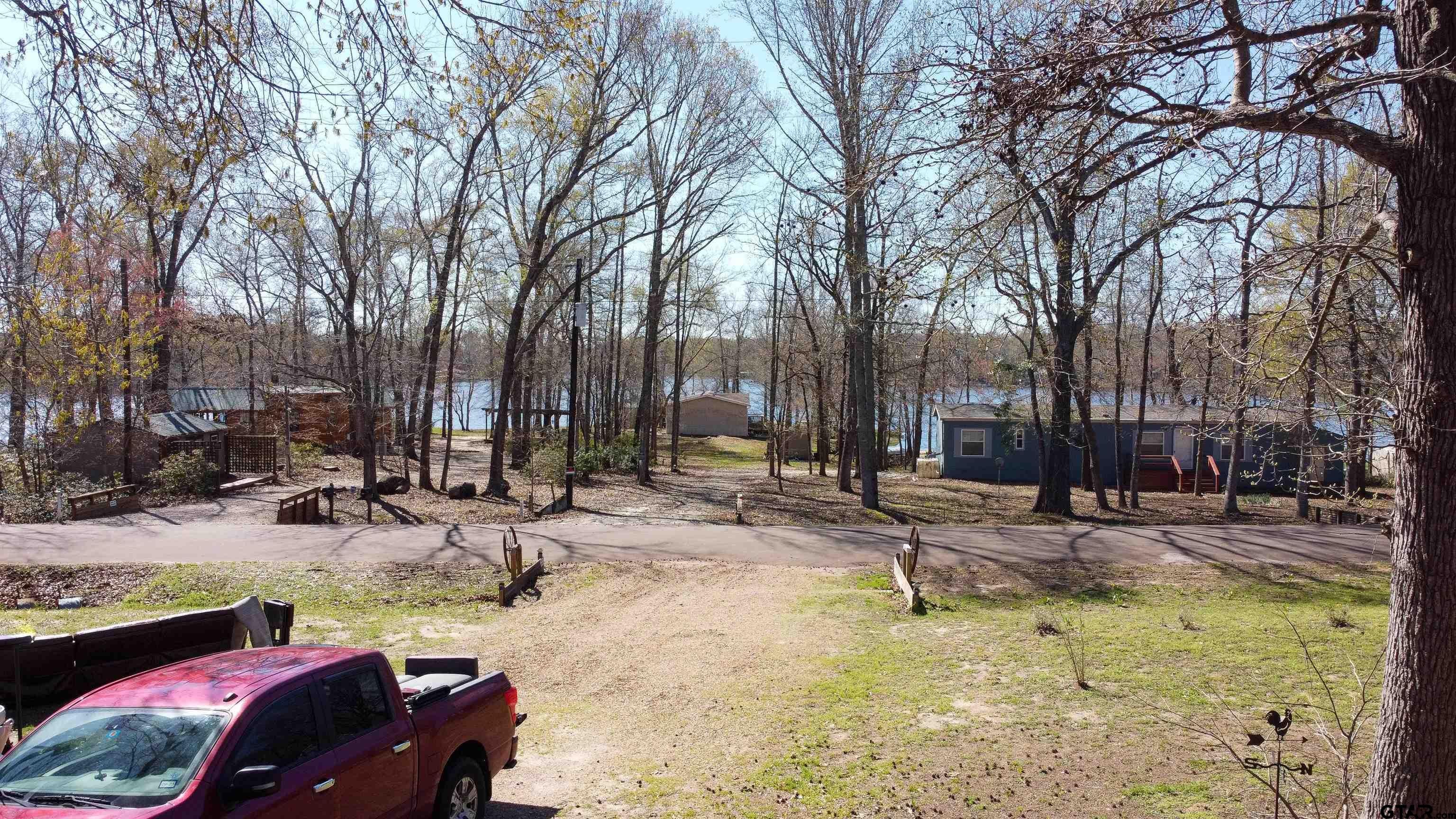 289 N Lake Drive