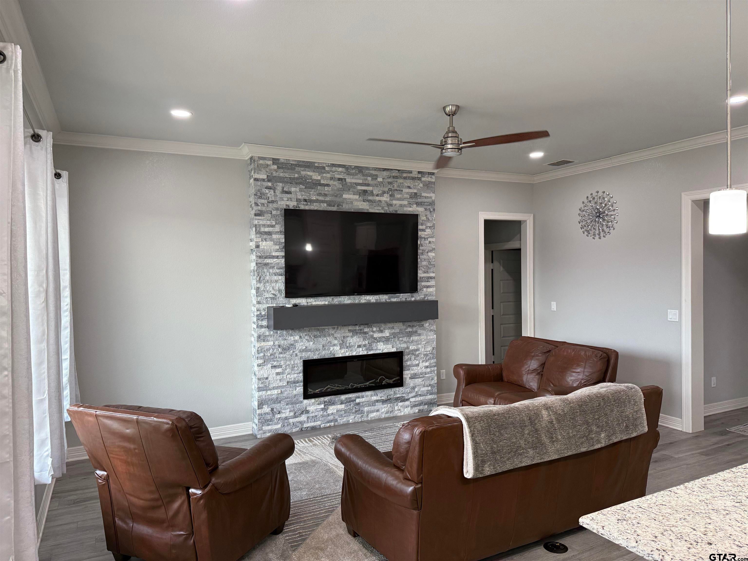 1702 Forestdale Blvd.