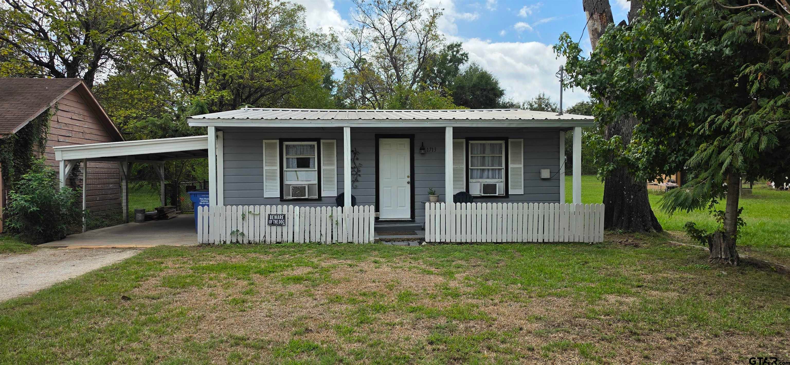 1713 W Frank Street
